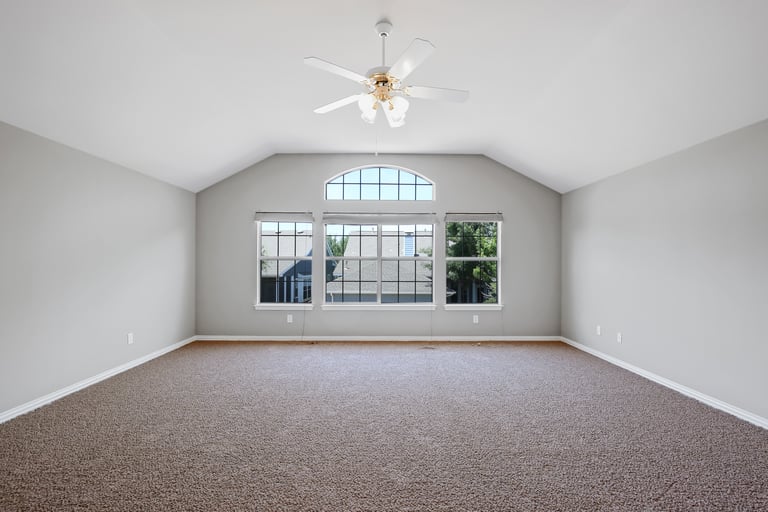 Photo 23 of 27 - 8601 Olmstead Ter, North Richland Hills, TX 76180