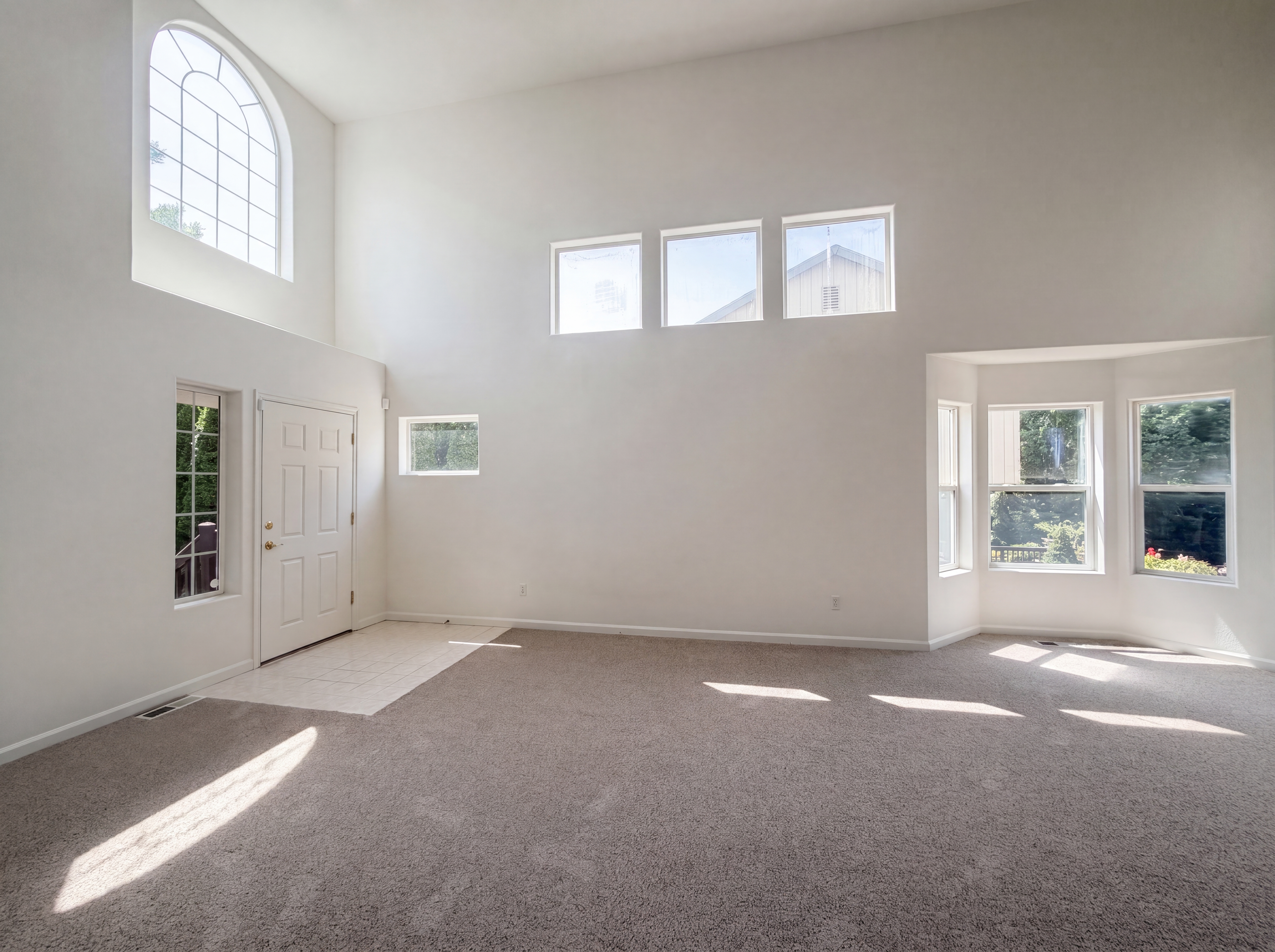 Photo 8 of 27 of 451 NW Yosemite Ter, Beaverton, OR