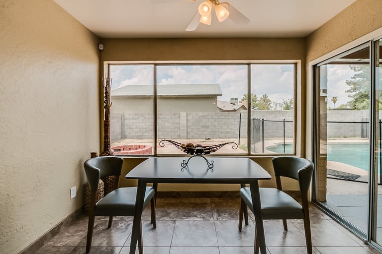 Photo 10 of 33 - 4658 W Aire Libre Ave, Glendale, AZ 85306
