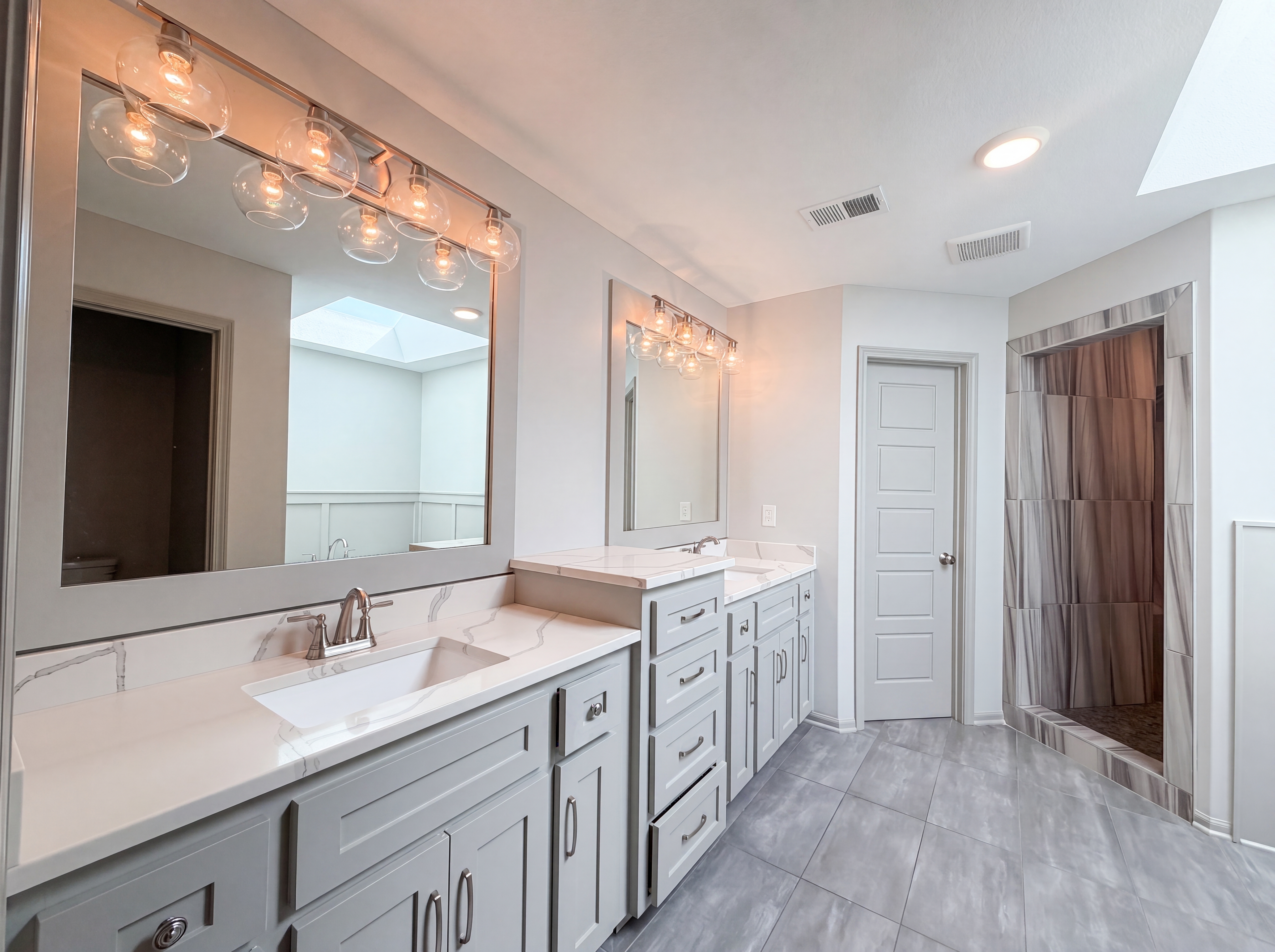 Photo 22 of 34 of 7540 N Amity Ave, Kansas City, MO