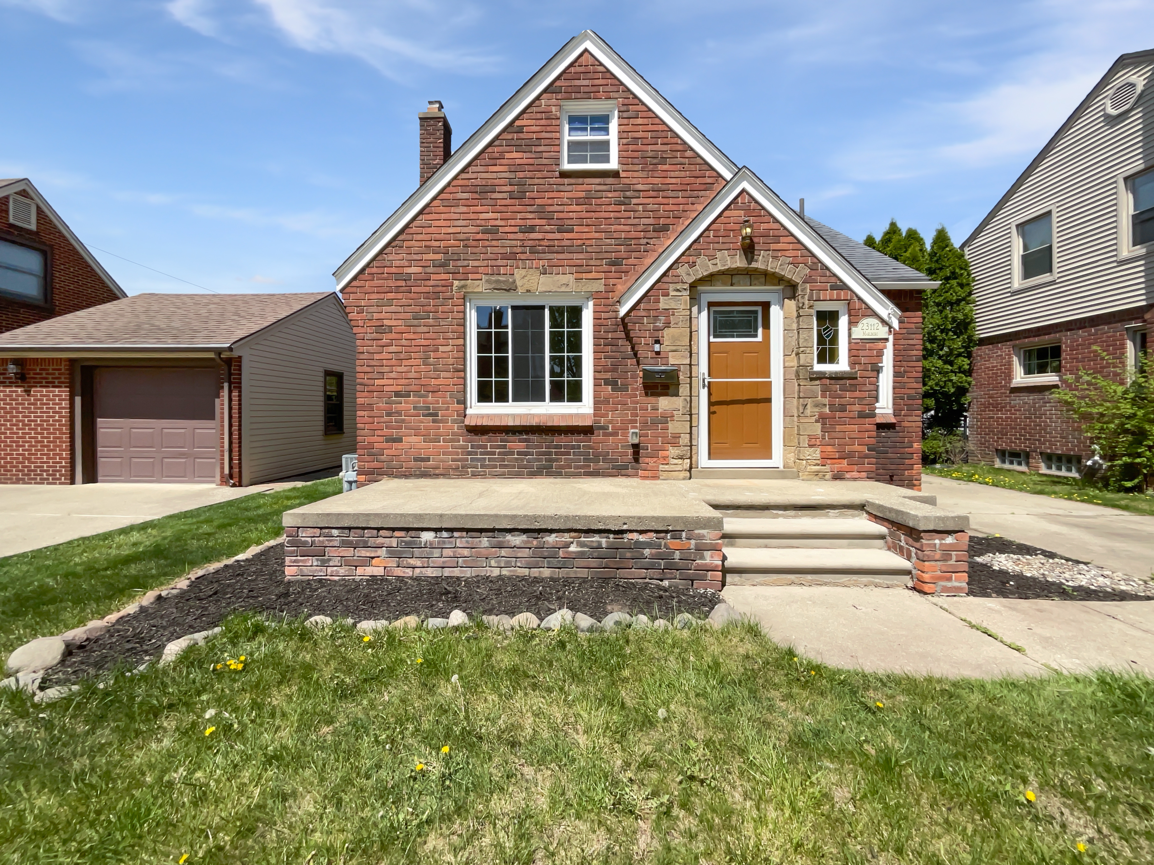 Photo 9 of 23 of 23112 Marlboro St, Dearborn, MI