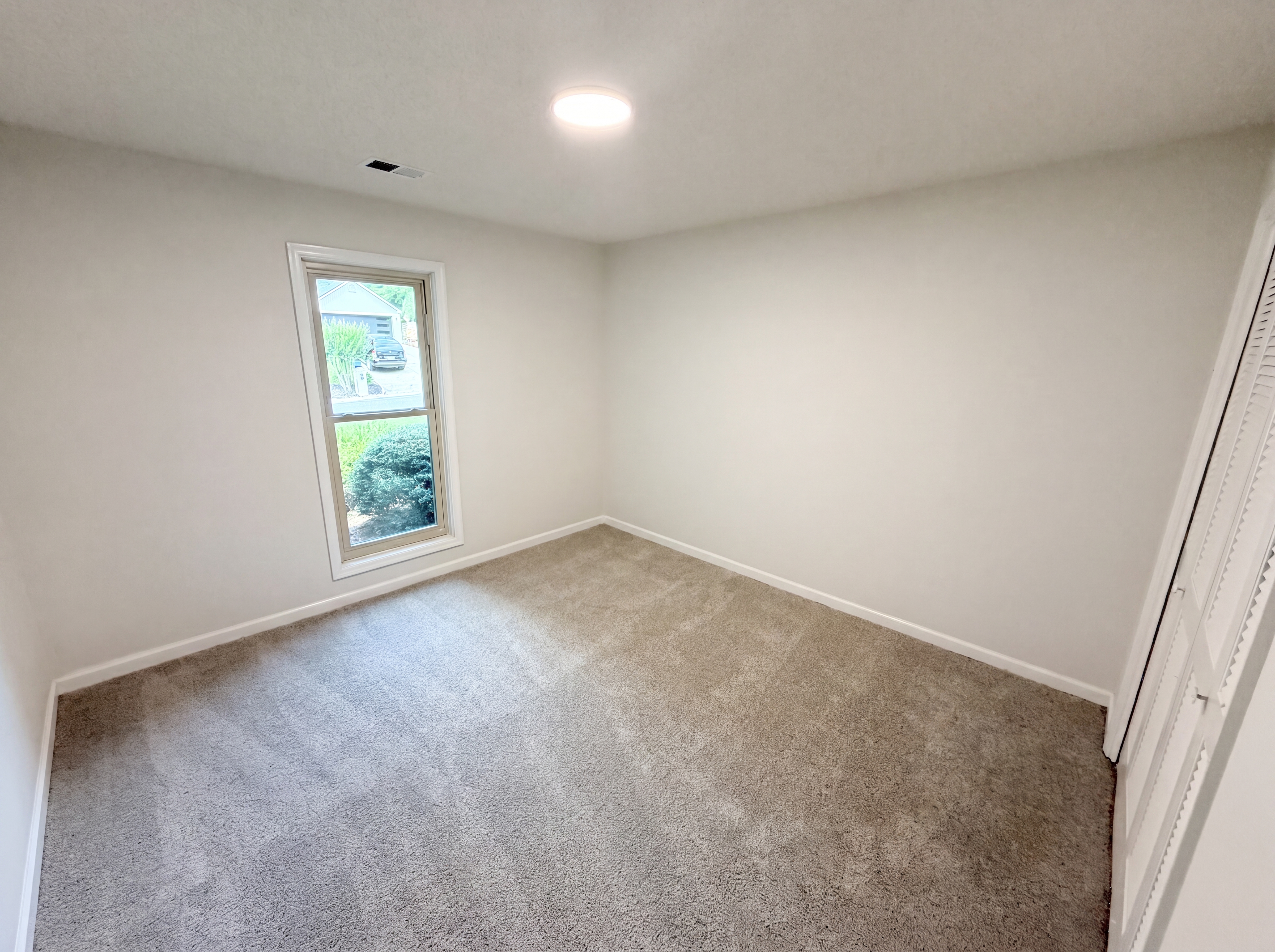 Photo 15 of 29 of 2110 Old Forge Way, Marietta, GA