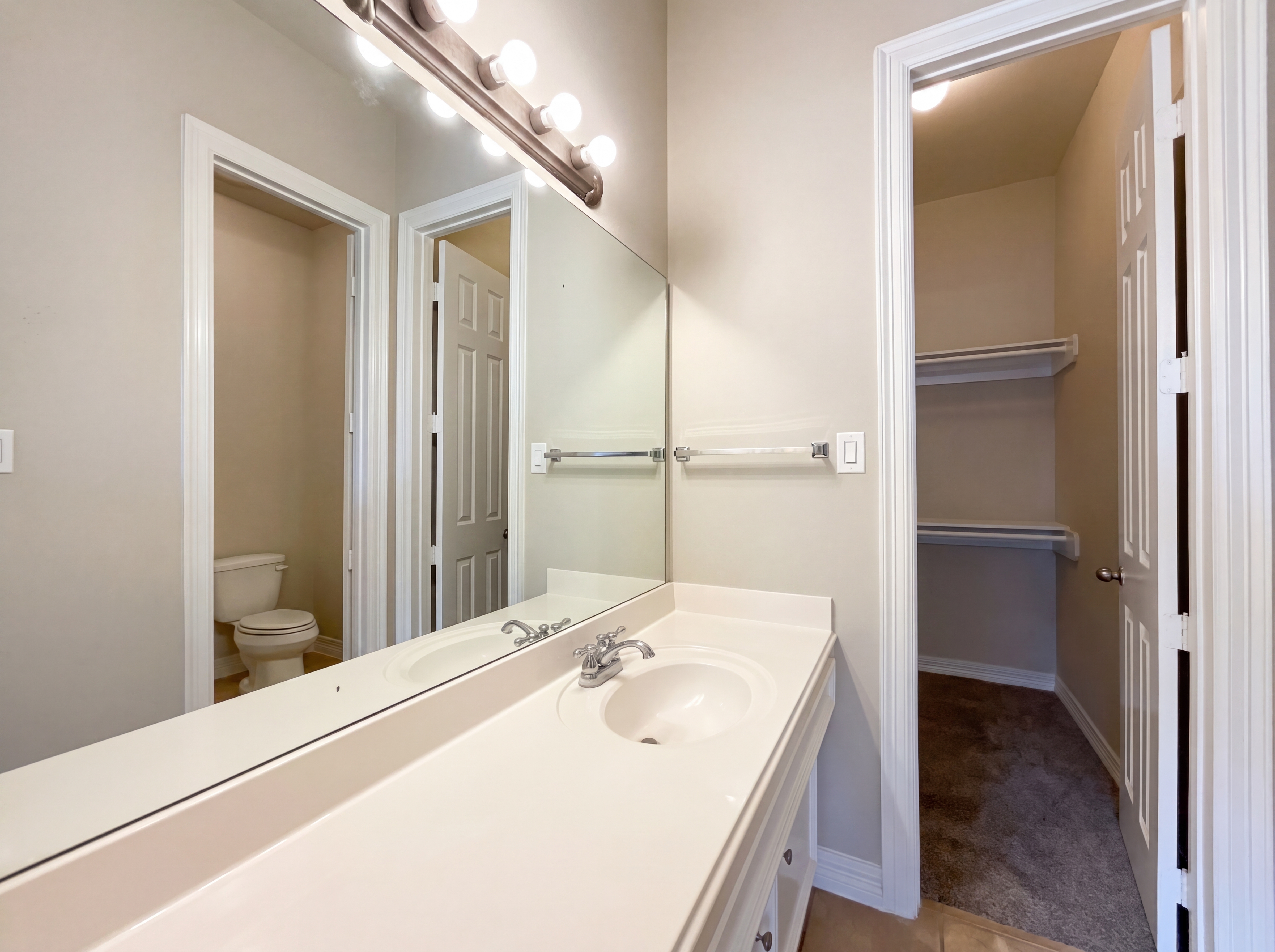 Photo 17 of 24 of 26319 Watercypress Ct, Cypress, TX