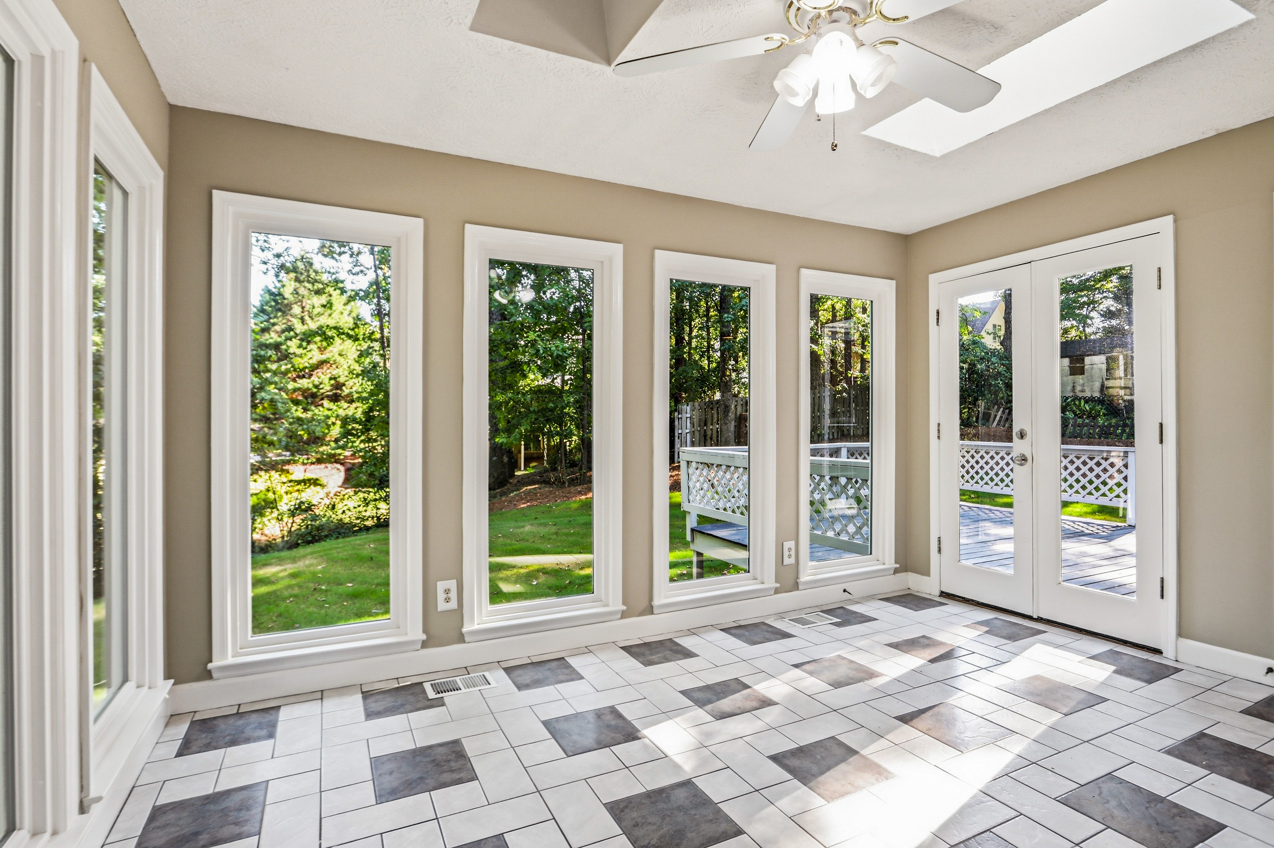 Photo 47 of 56 of 2696 S Arbor Dr, Marietta, GA