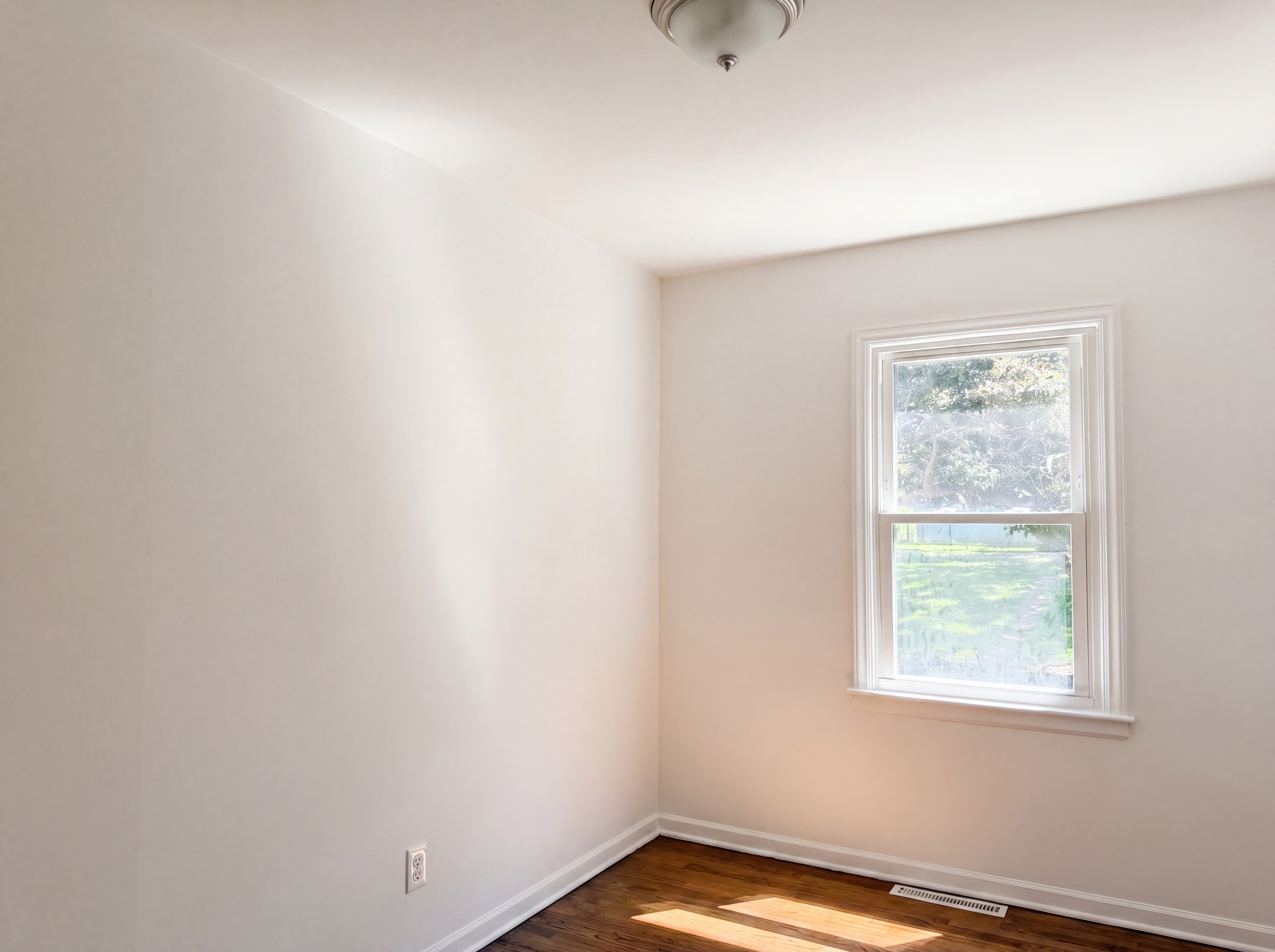 Photo 9 of 17 of 5333 N Euclid Ave, Kansas City, MO