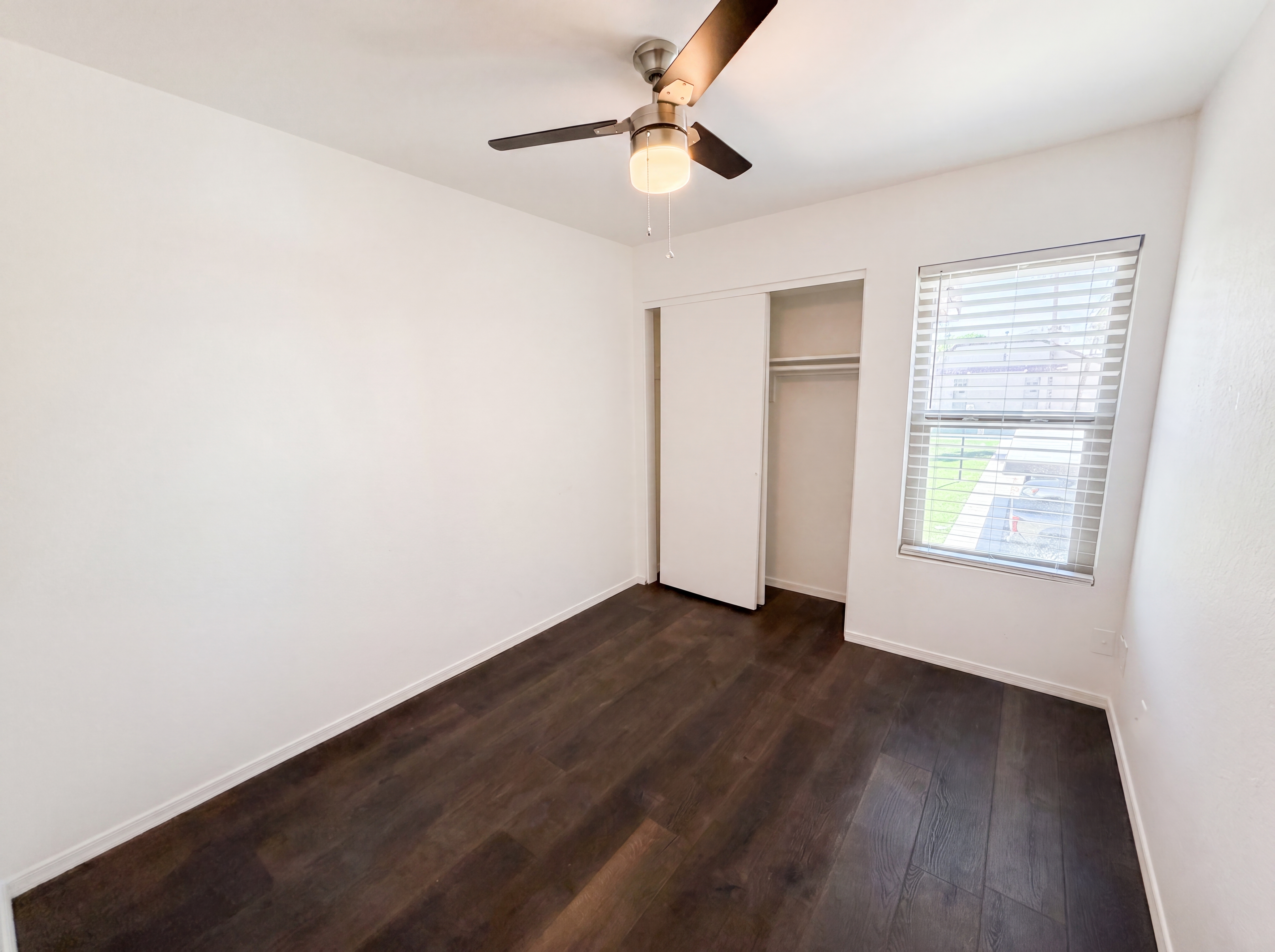 Photo 14 of 22 of 2040 S Longmore, Mesa, AZ