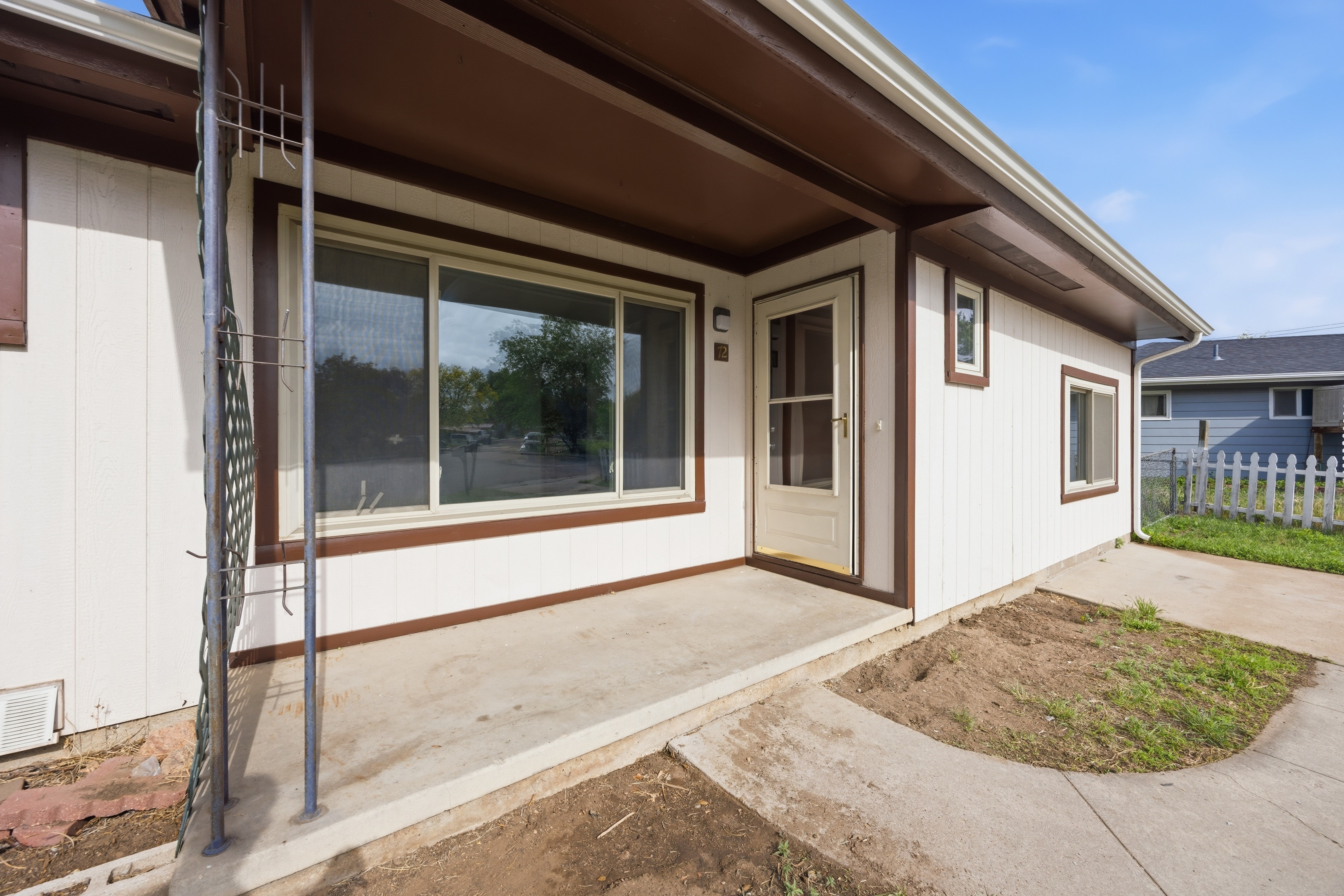 Photo 8 of 37 of 72 Doris Dr, Colorado Springs, CO