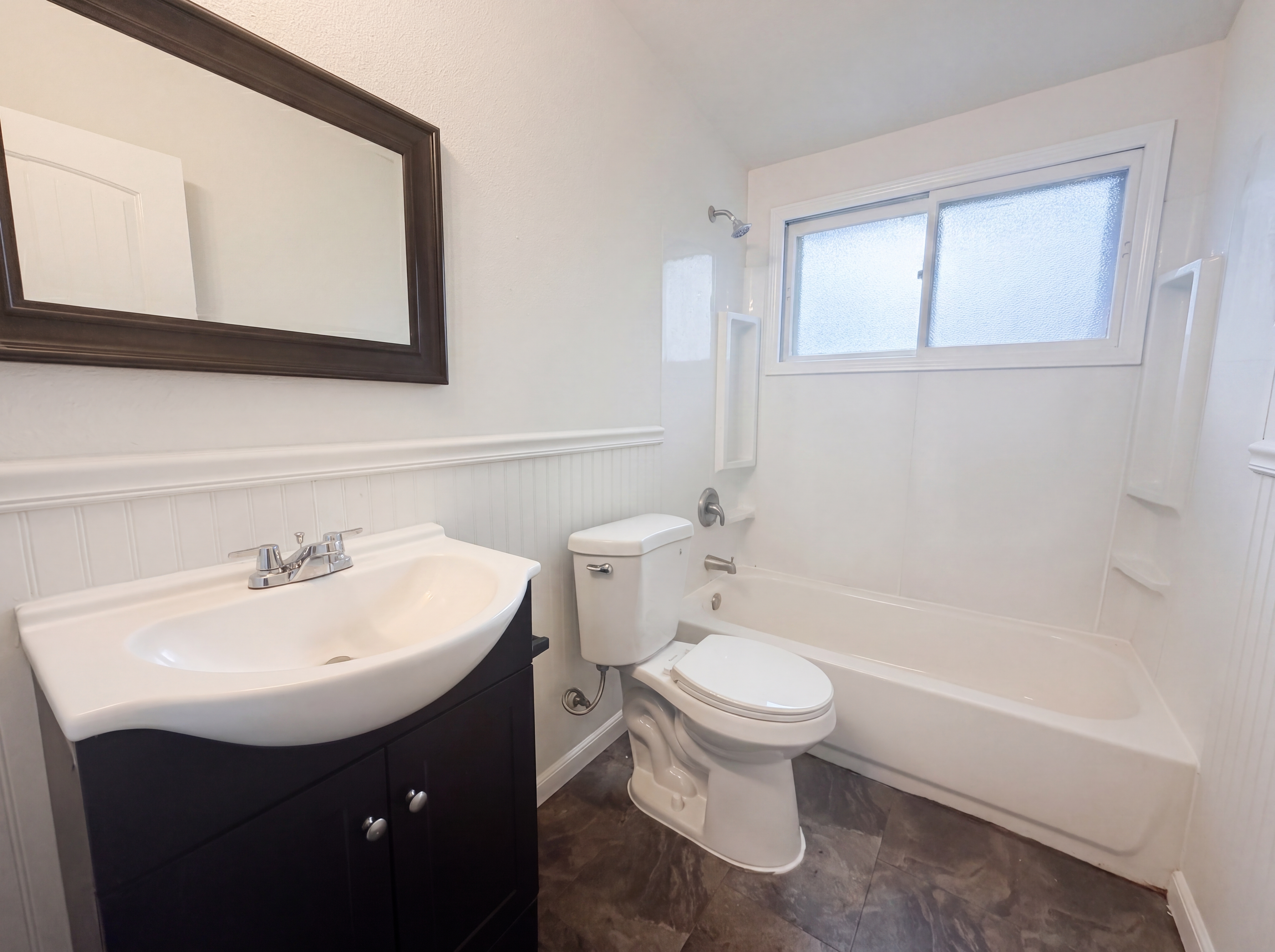 Photo 11 of 15 of 1015 Robinwood Dr, Florissant, MO