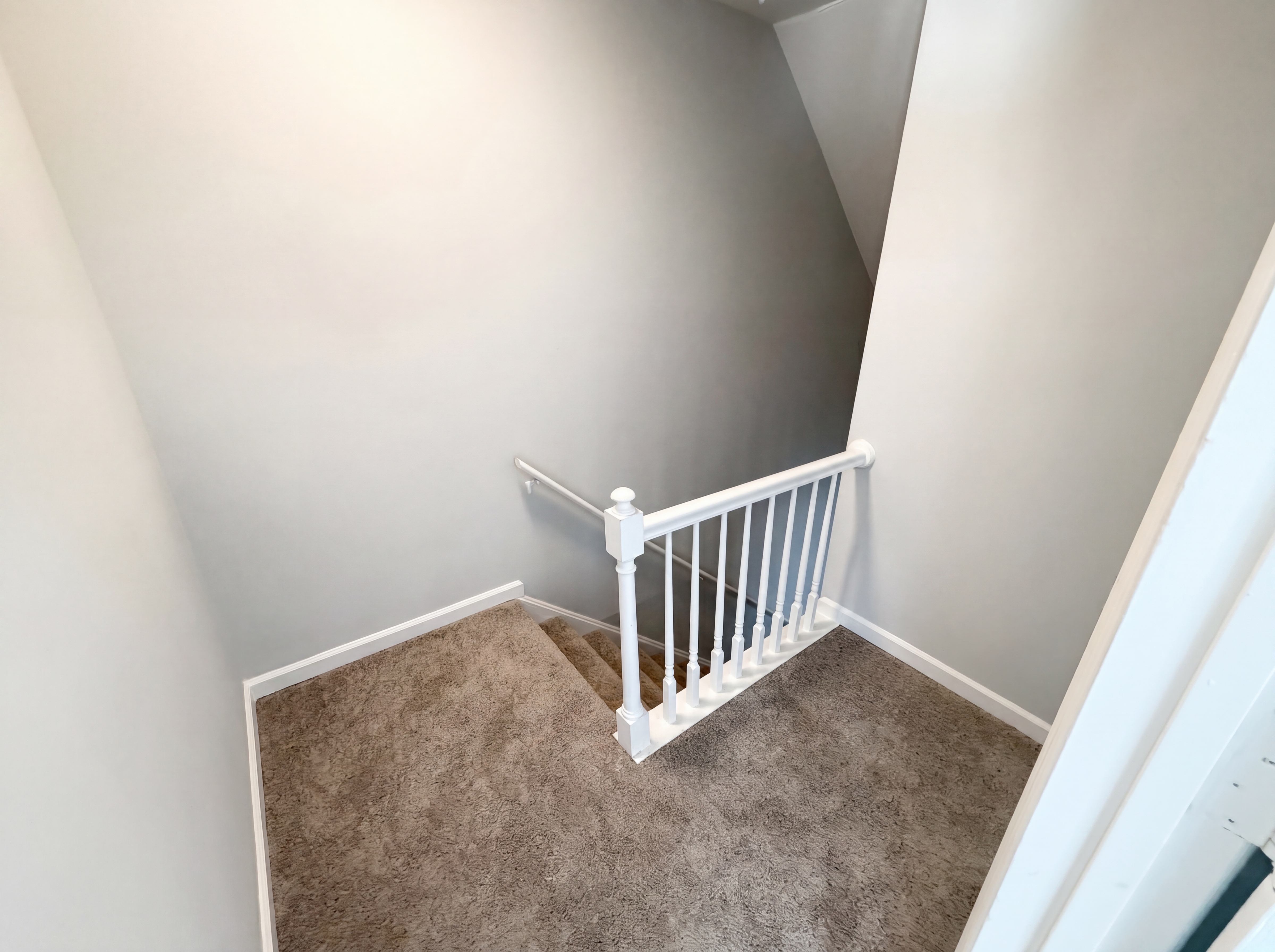Photo 16 of 19 of 237 Chads Ford Way, Roswell, GA