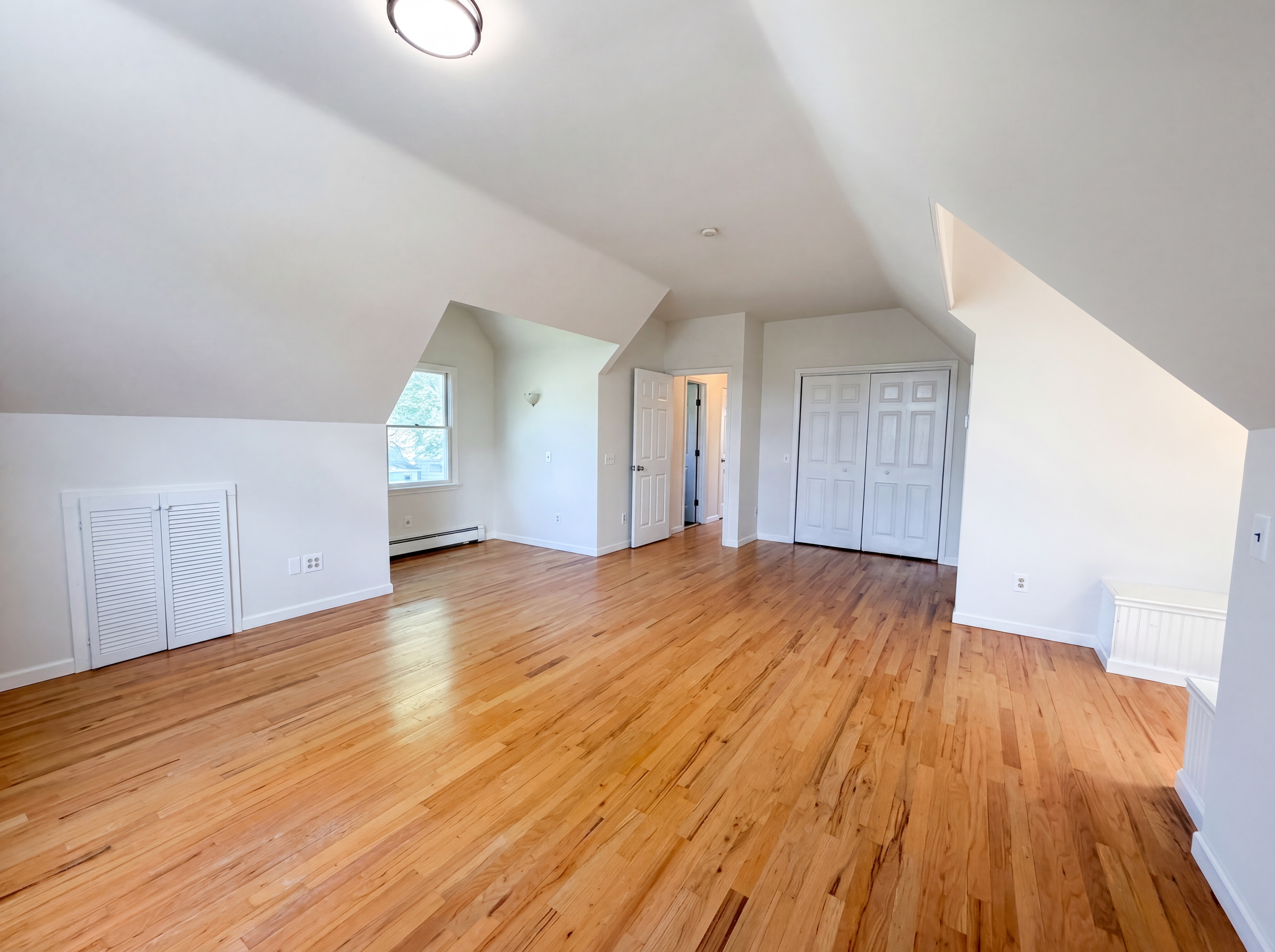 Photo 16 of 26 of 43 Highland Ave, Patchogue, NY