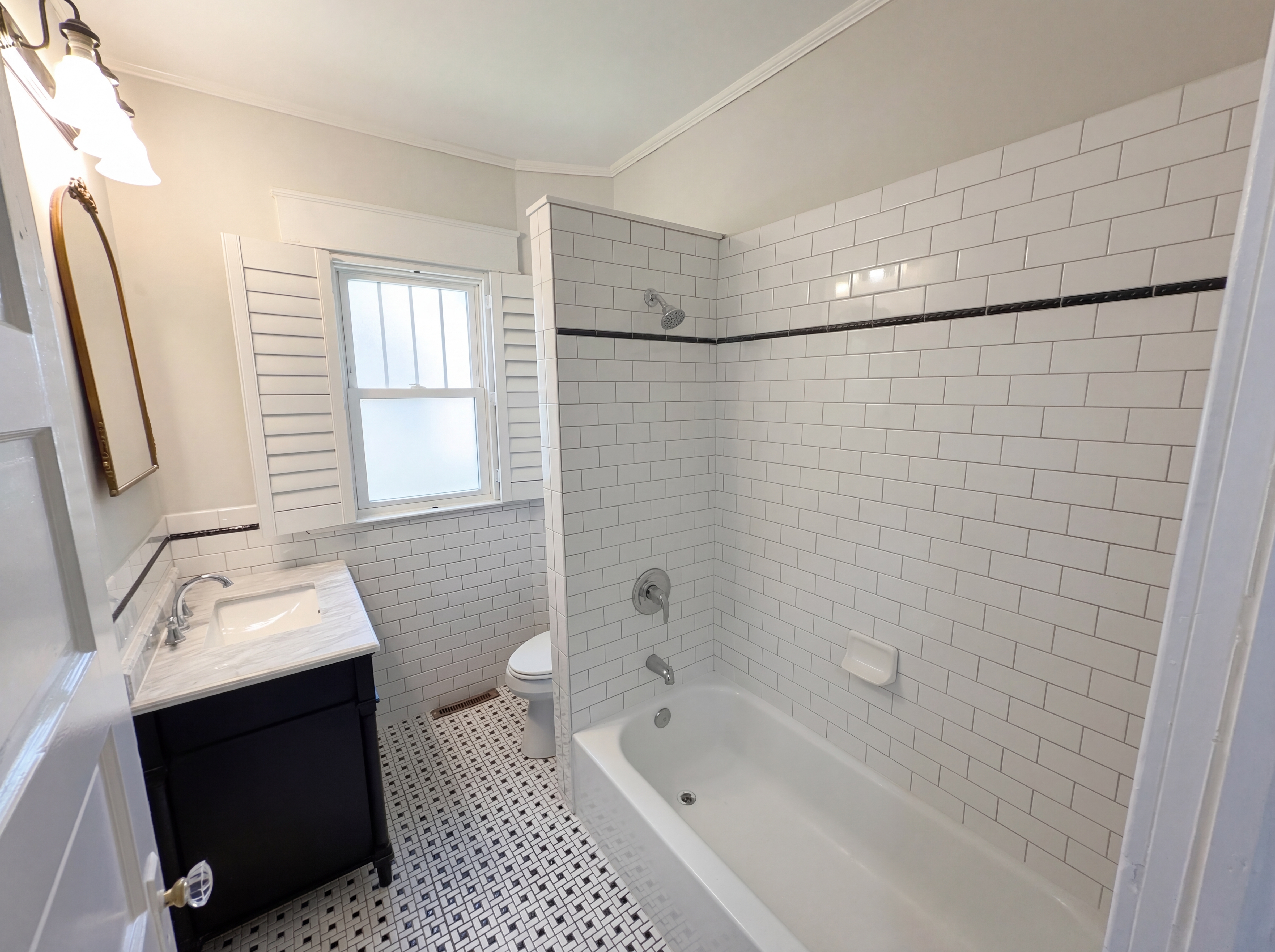 Photo 10 of 32 of 1108 Herrin Ave, Charlotte, NC