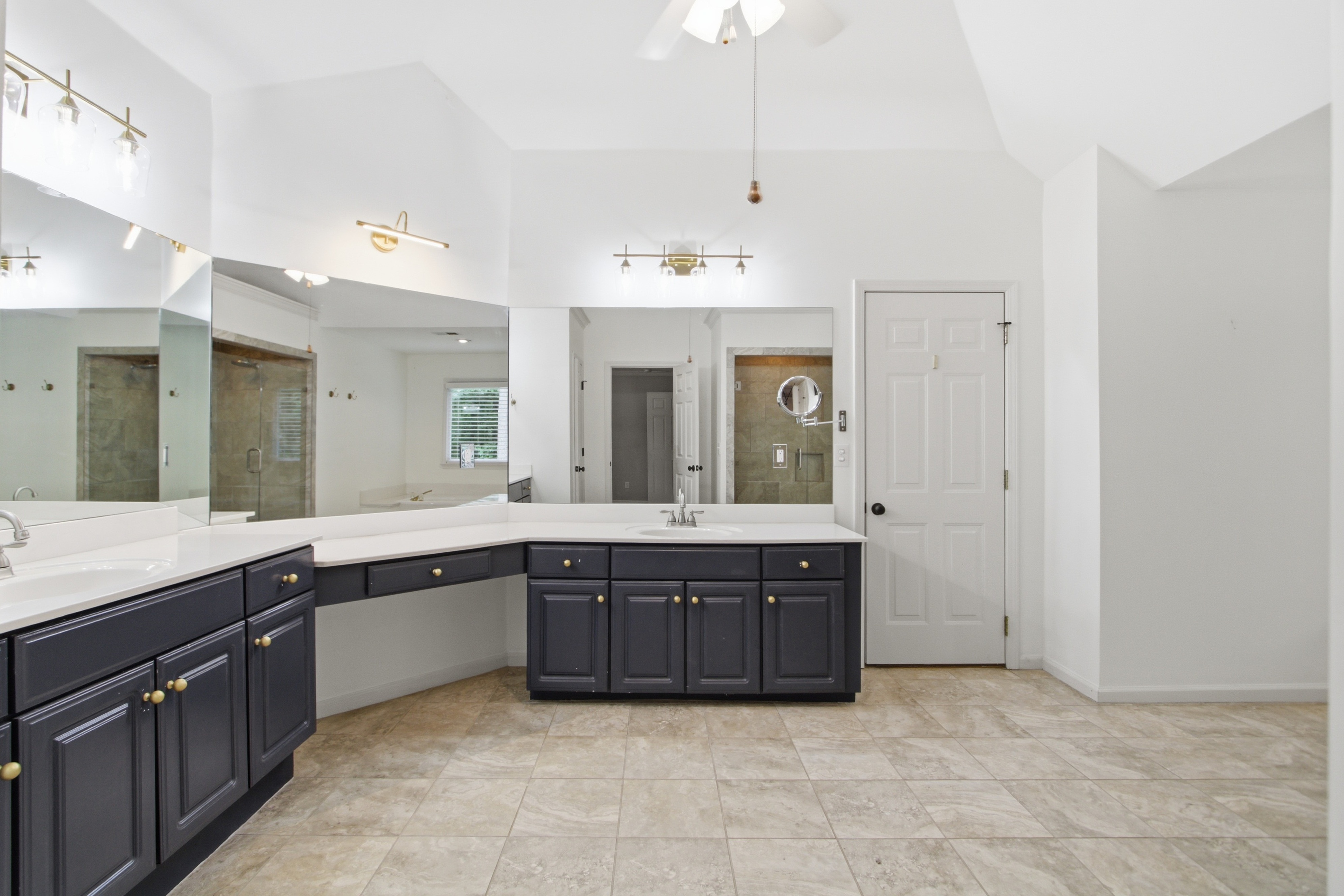 Photo 22 of 42 of 5117 Chipping Dr NW, Acworth, GA