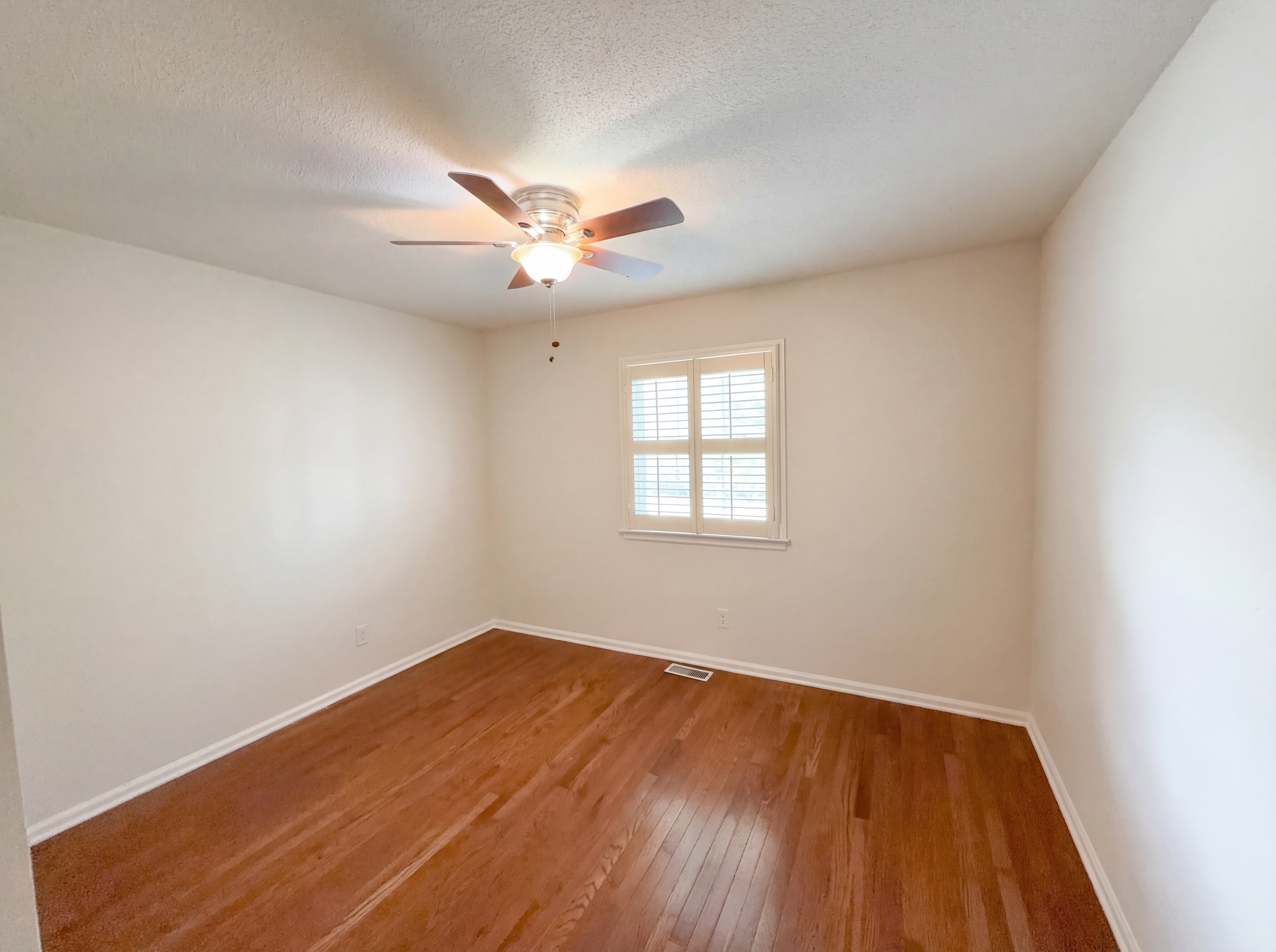 Photo 4 of 19 of 524 Green Willow Cir, Wendell, NC