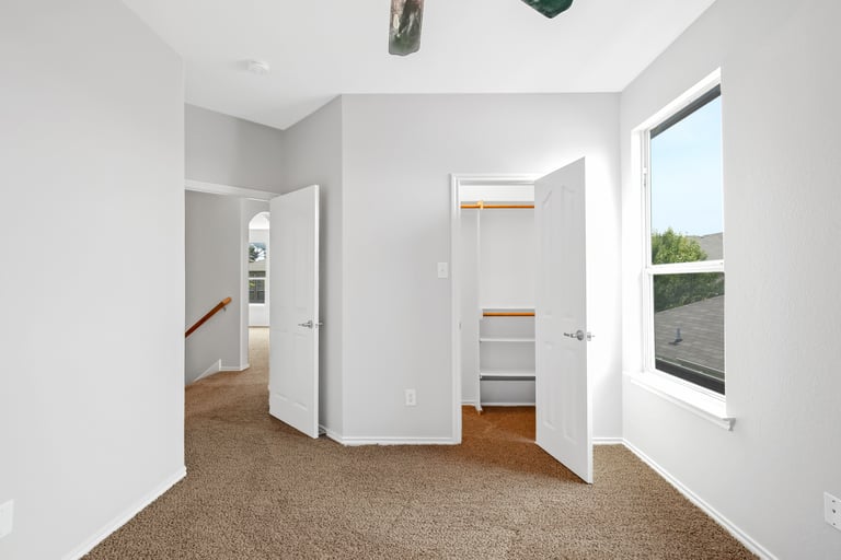 Photo 27 of 30 - 5813 Pearl Oyster Ln, Fort Worth, TX 76179