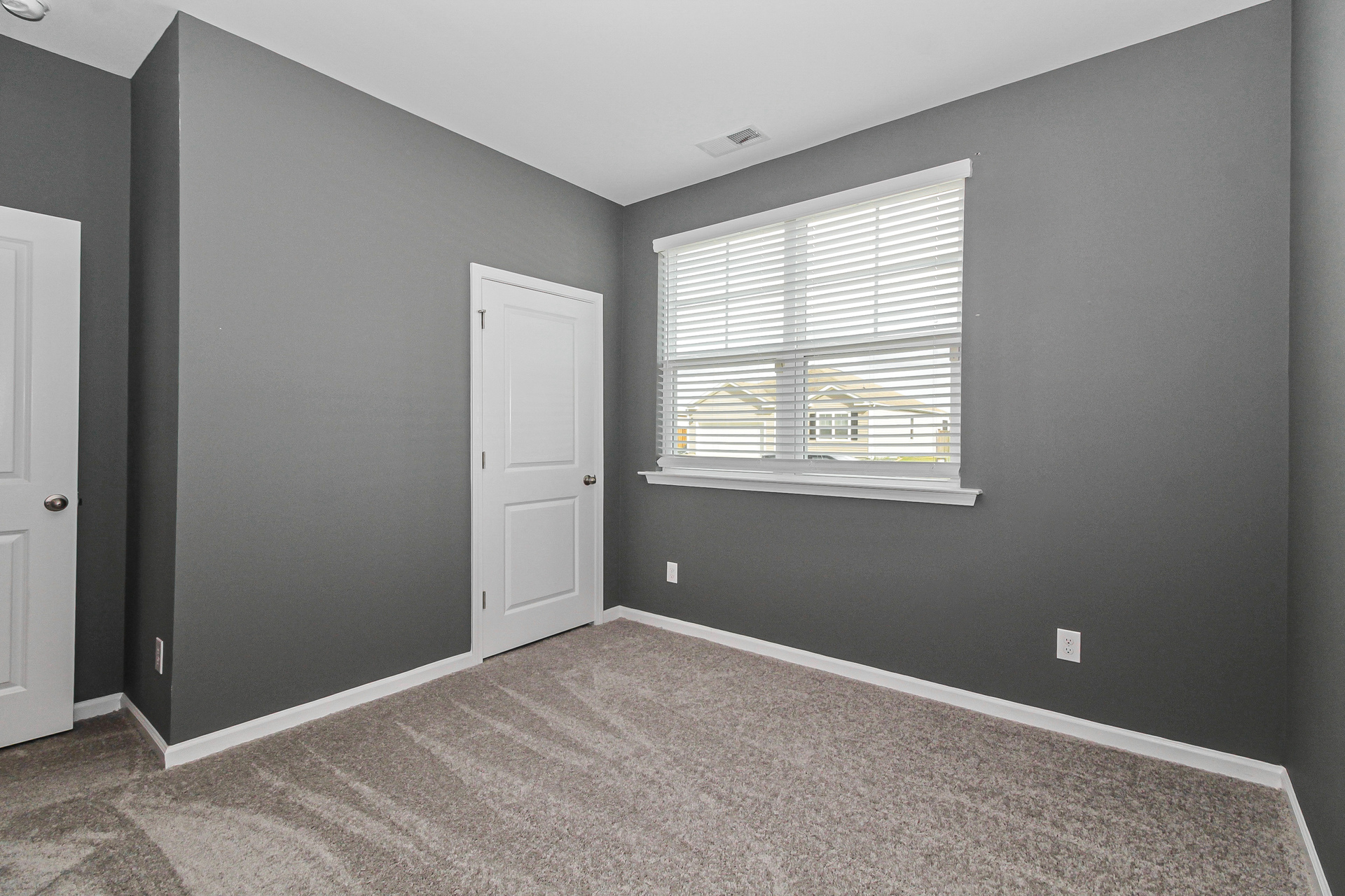 Photo 10 of 21 of 464 St Kitts Way, Winnabow, NC