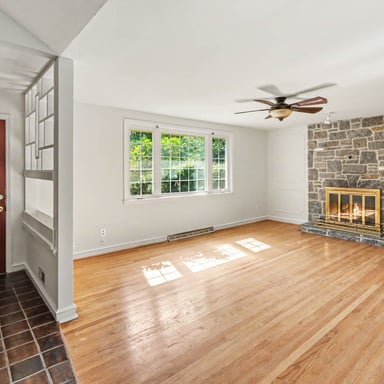 Property photo 3 of 1202 Hillside Blvd