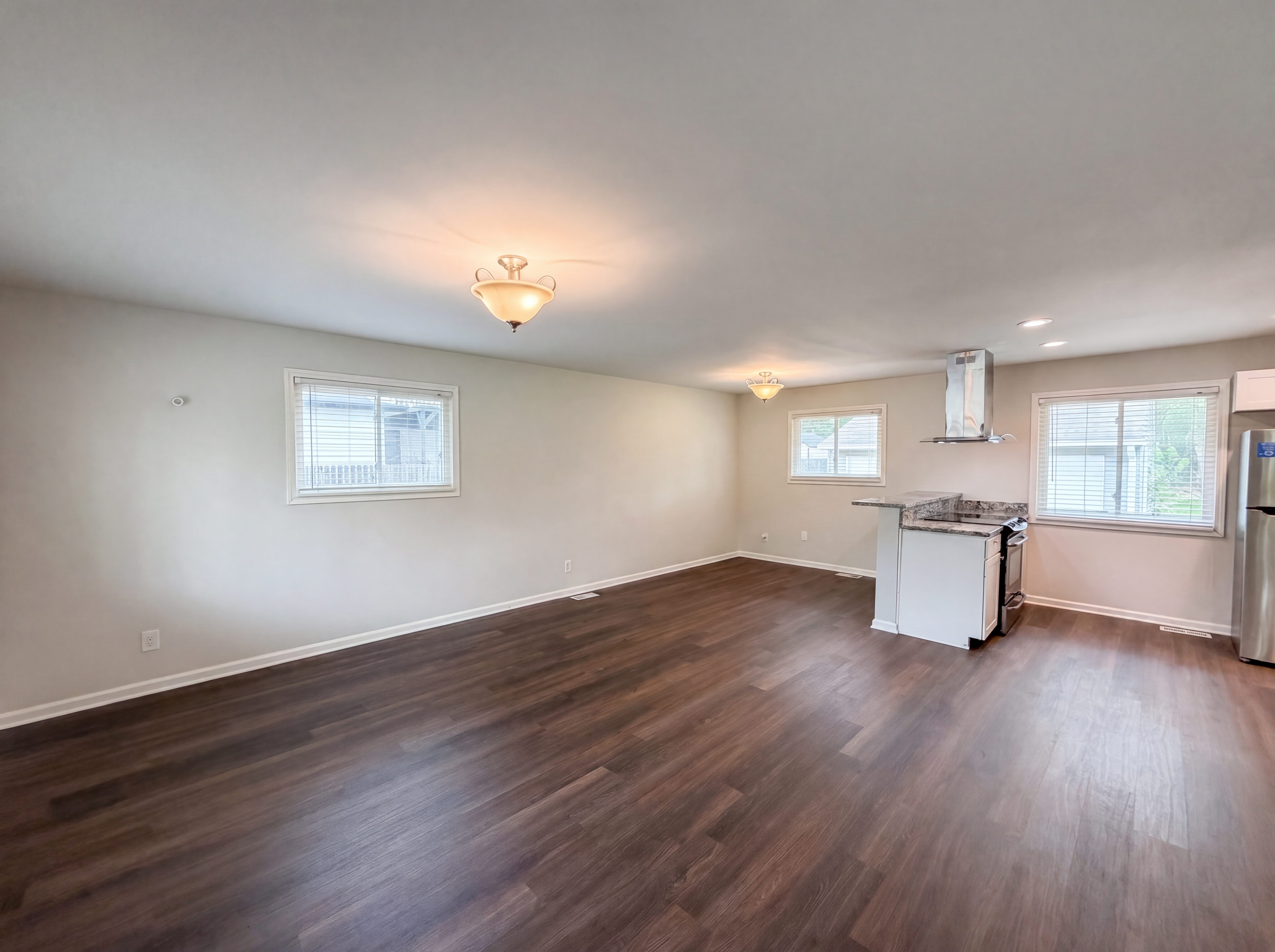 Photo 10 of 16 of 4663 W Runyon Lake Dr, Greenwood, IN