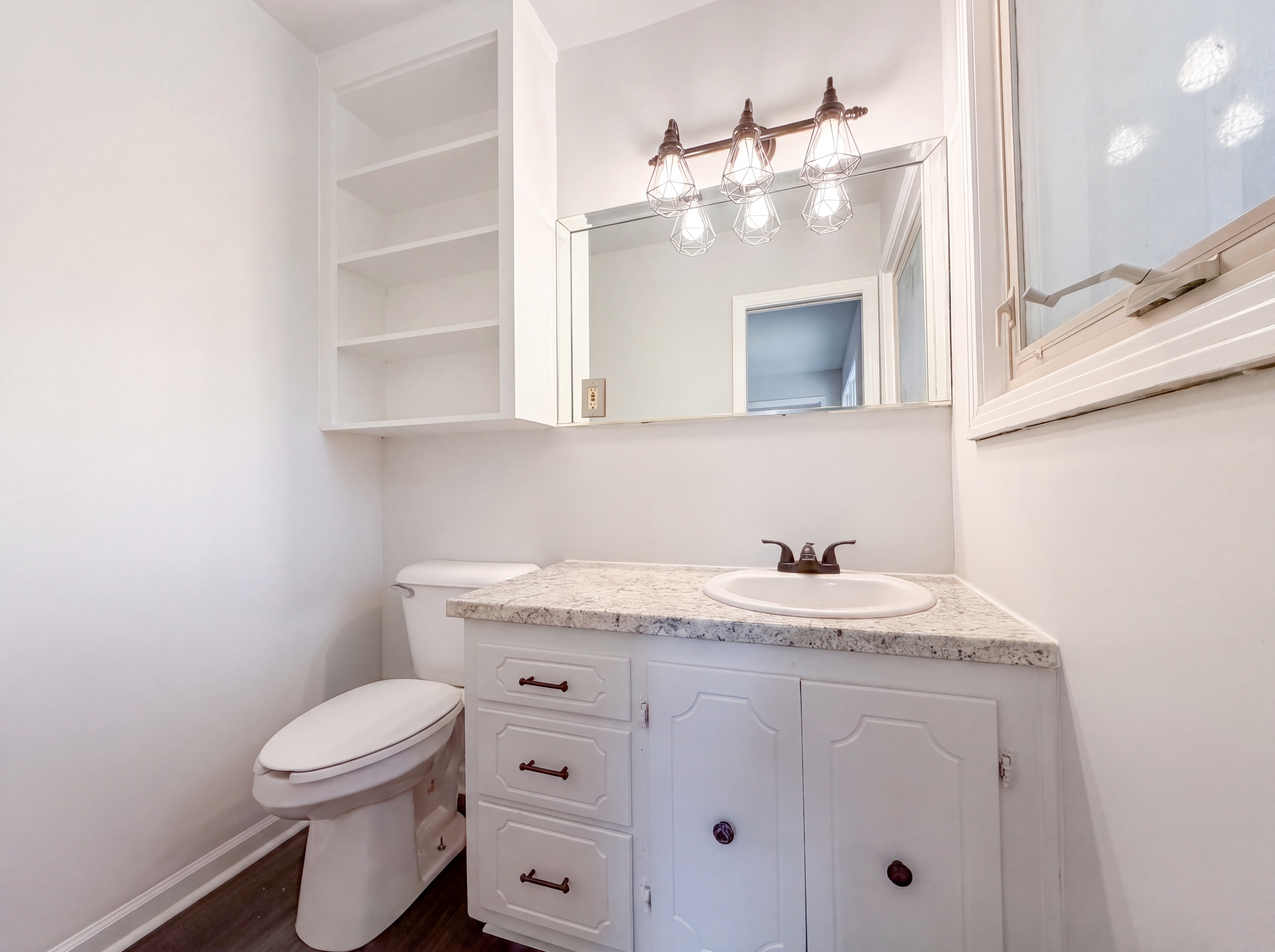 Photo 12 of 17 of 1119 Walton Dr, Murfreesboro, TN