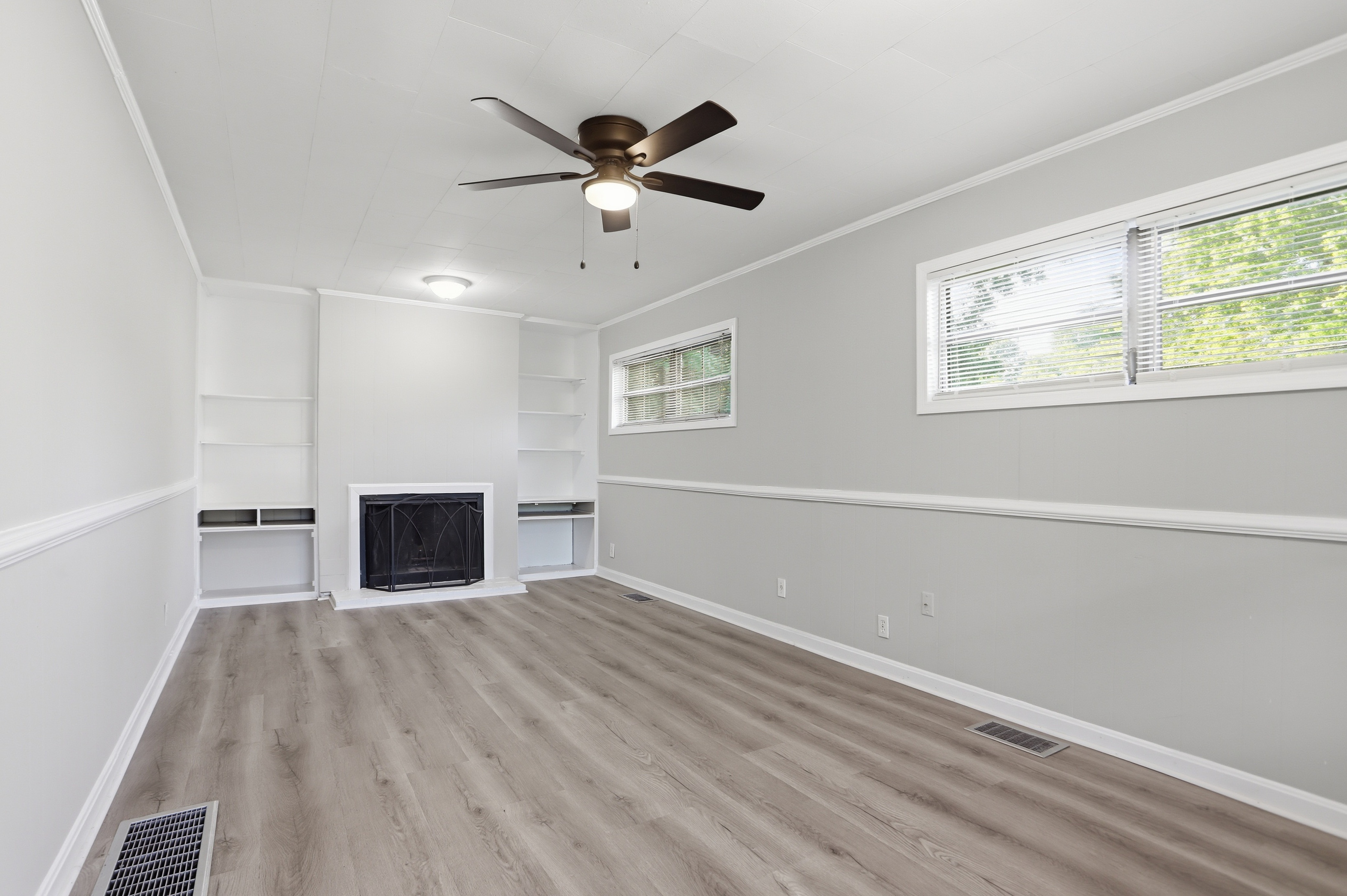 Photo 11 of 22 of 4570 Old Cowan Rd, Acworth, GA