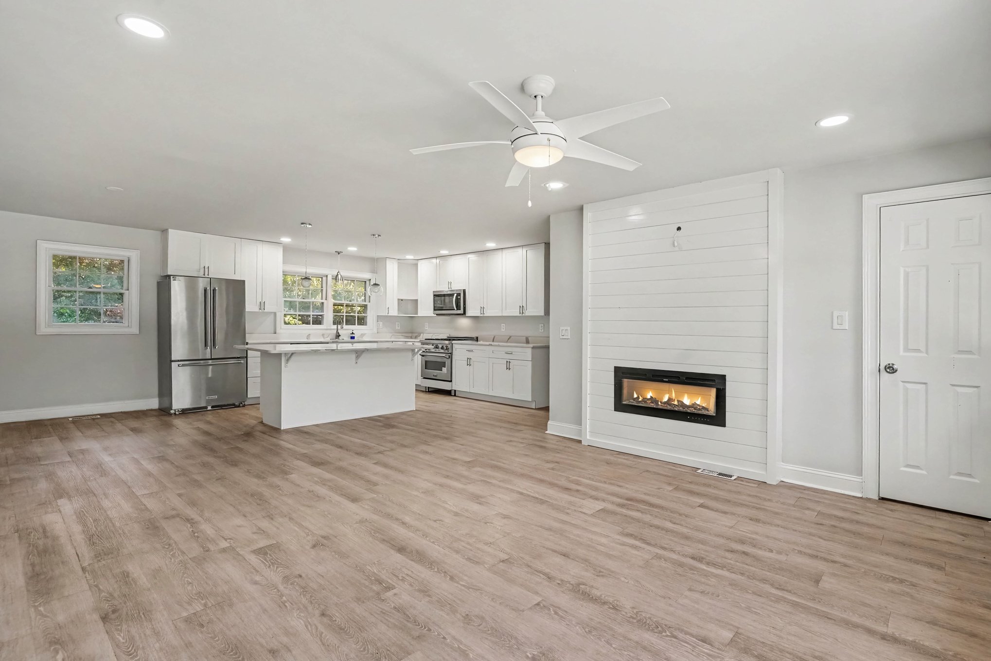 Photo 3 of 37 of 7613 Driftwood Dr, Myrtle Beach, SC