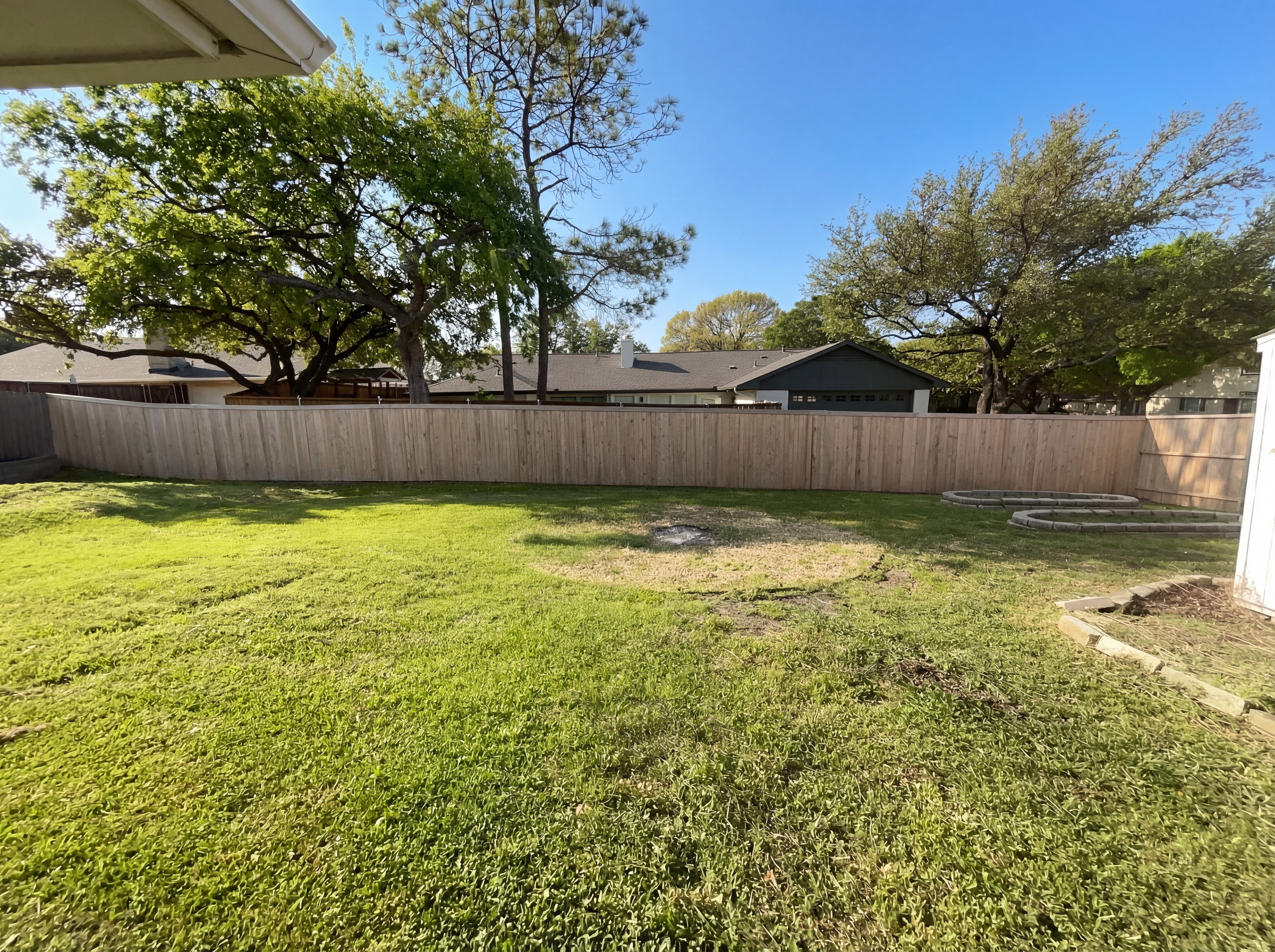 Photo 18 of 19 of 2800 N Surrey Dr, Carrollton, TX