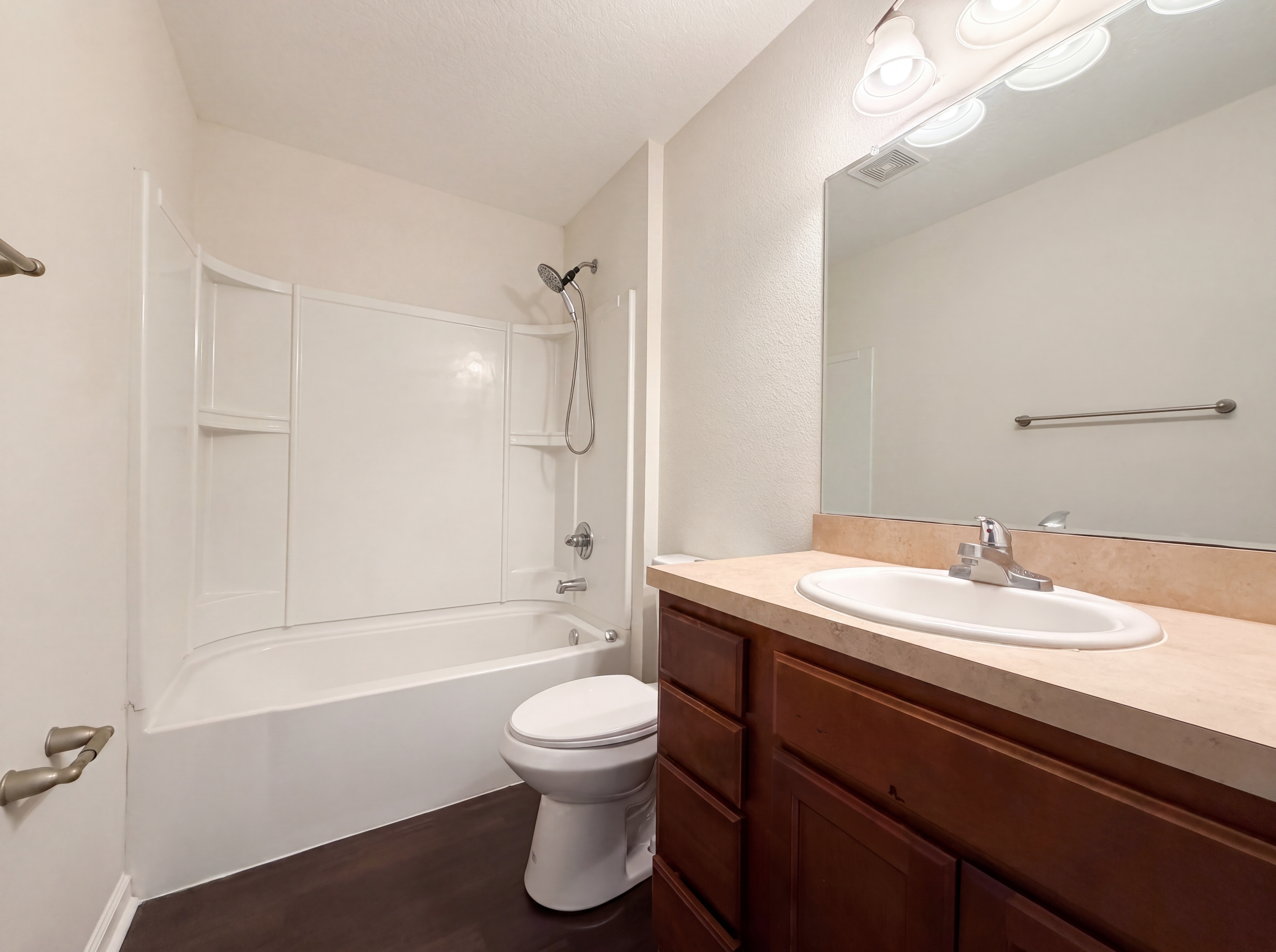 Photo 16 of 23 of 5925 Davon St, Jacksonville, FL