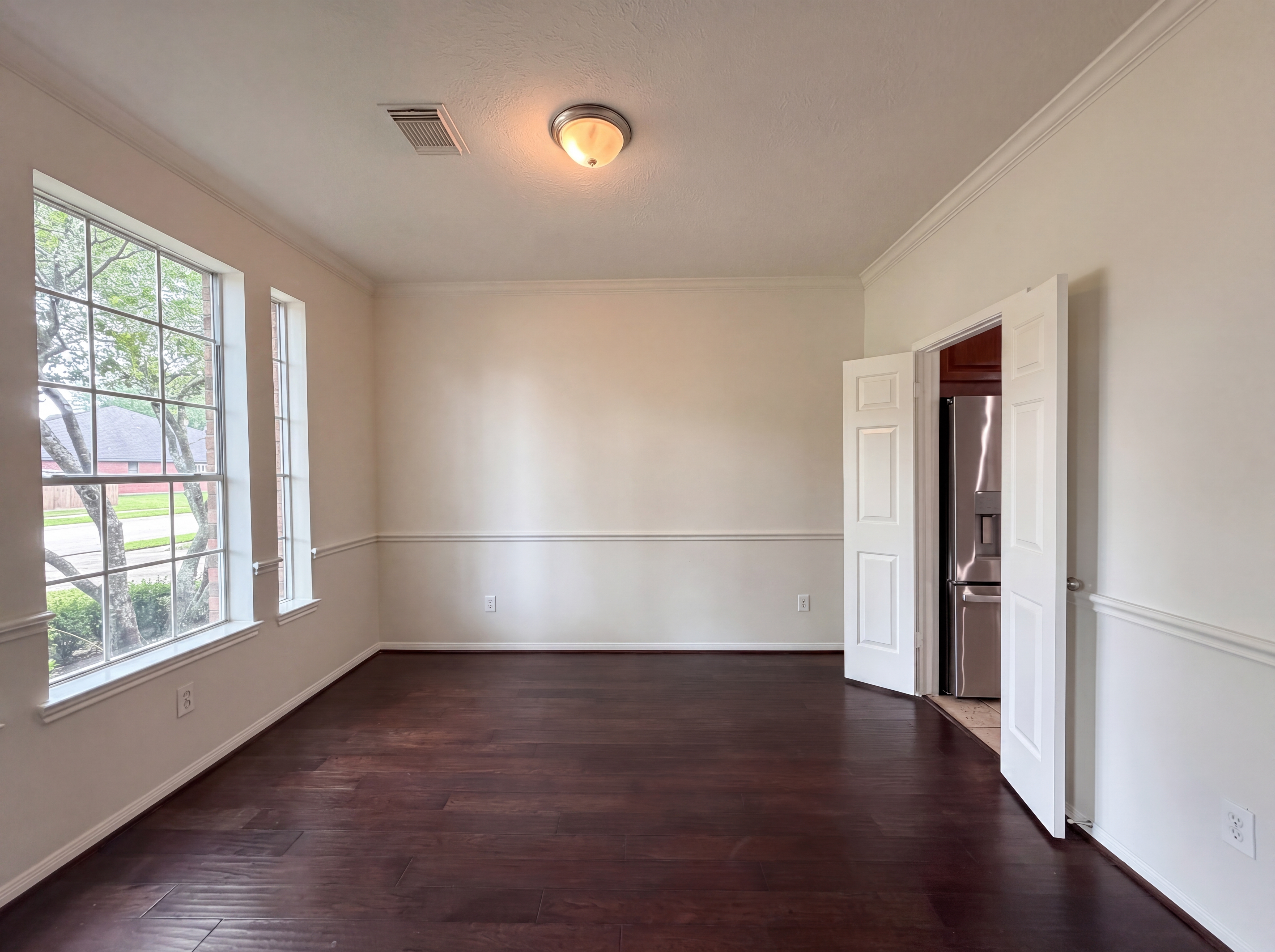 Photo 12 of 33 of 3106 Forrester Dr, Pearland, TX