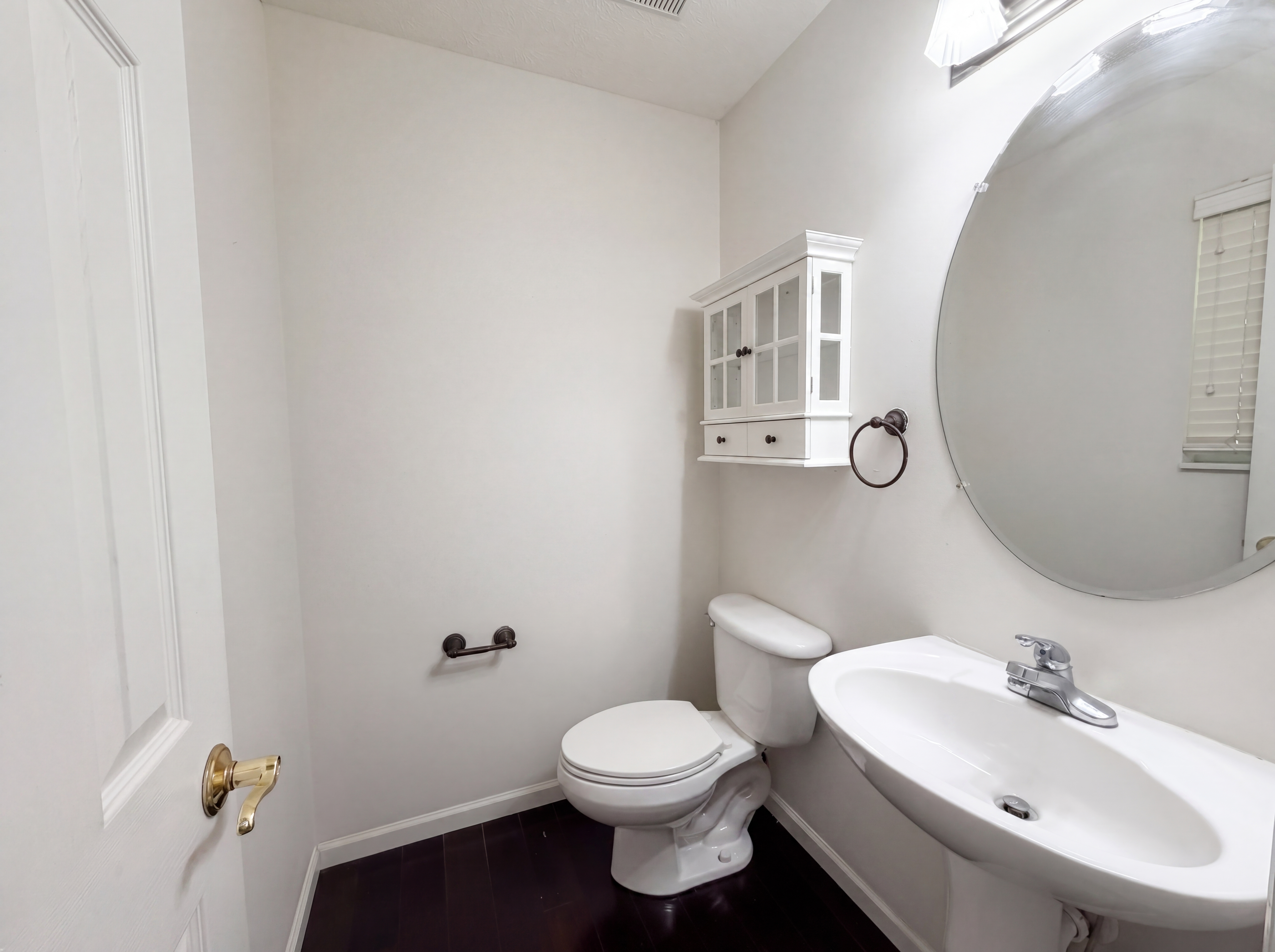 Photo 17 of 44 of 7966 Lazelle Woods Dr, Westerville, OH