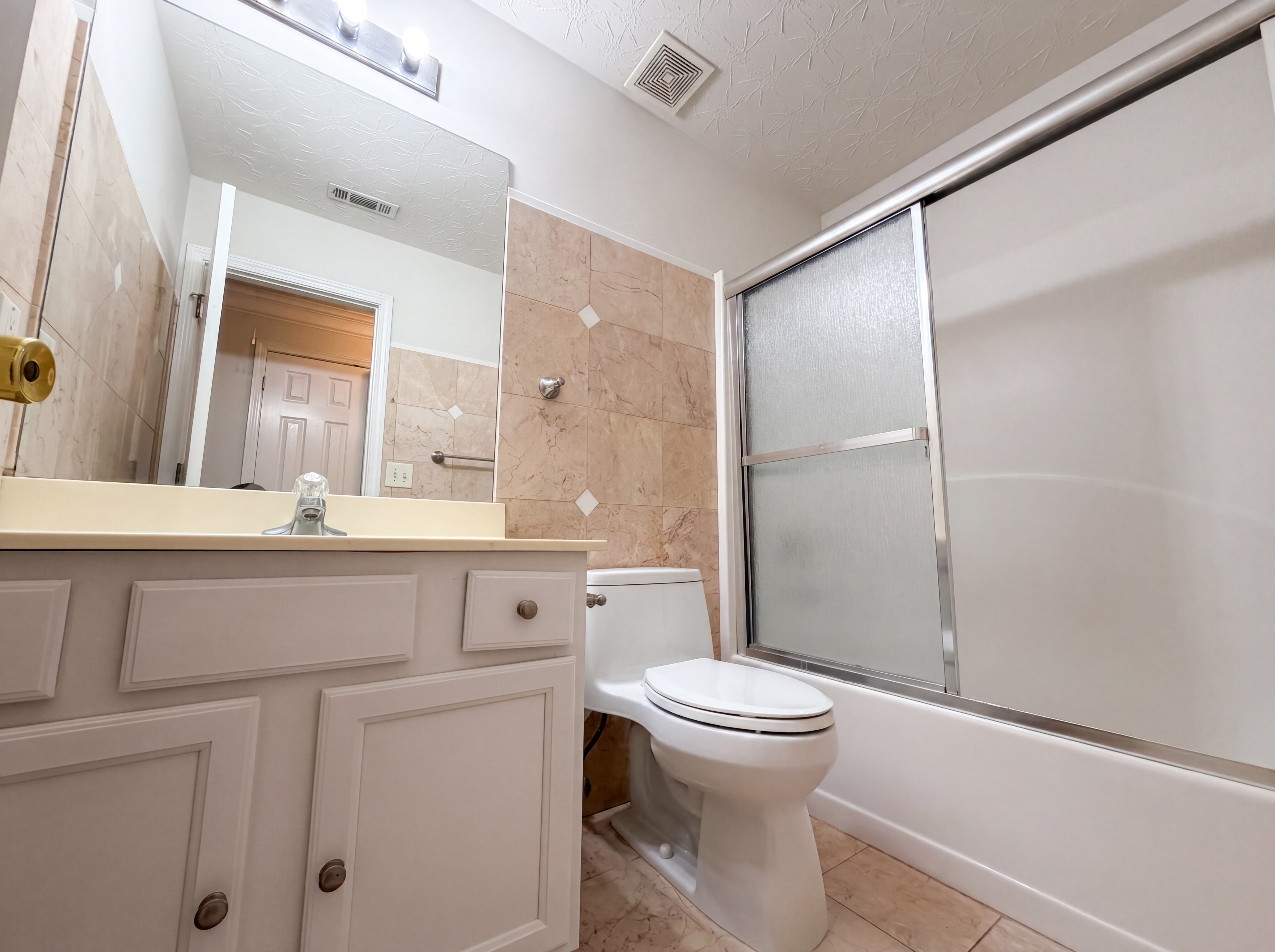 Photo 17 of 29 of 3324 Baymount Way, Lawrenceville, GA