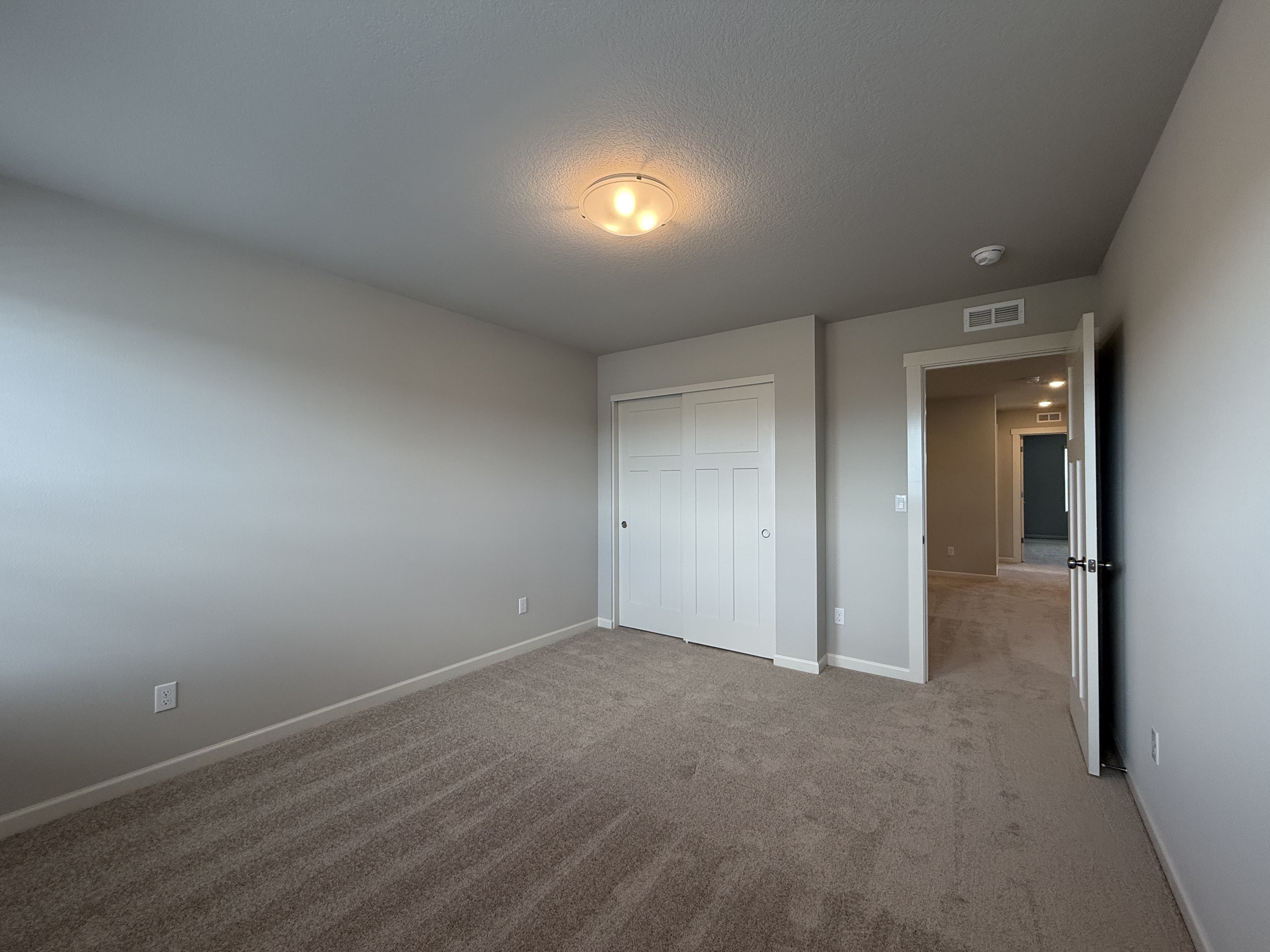 Photo 15 of 21 of 11317 NW 317th Ave, North Plains, OR