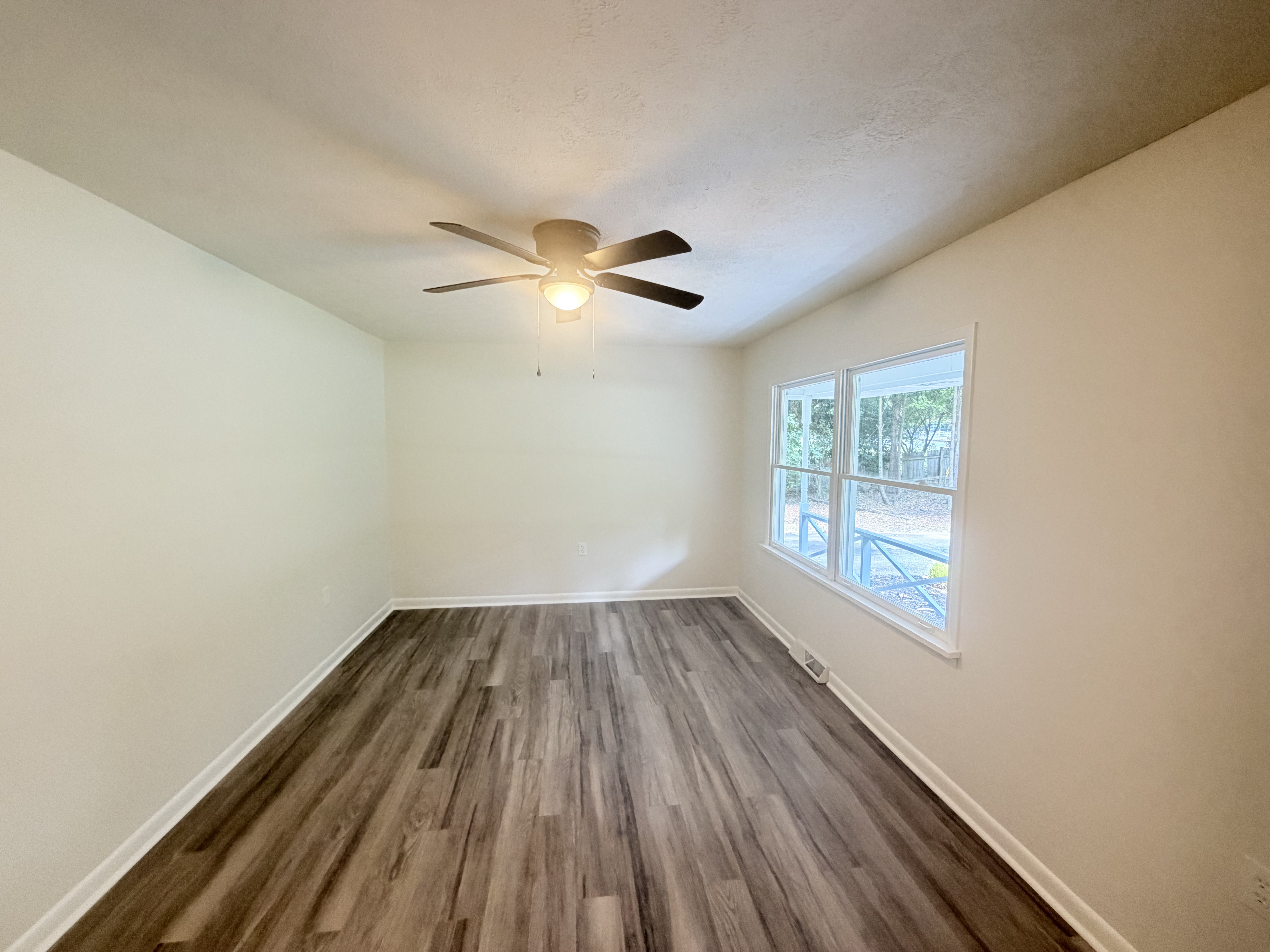 Photo 9 of 23 of 1181 Bouldercrest Cir, Watkinsville, GA