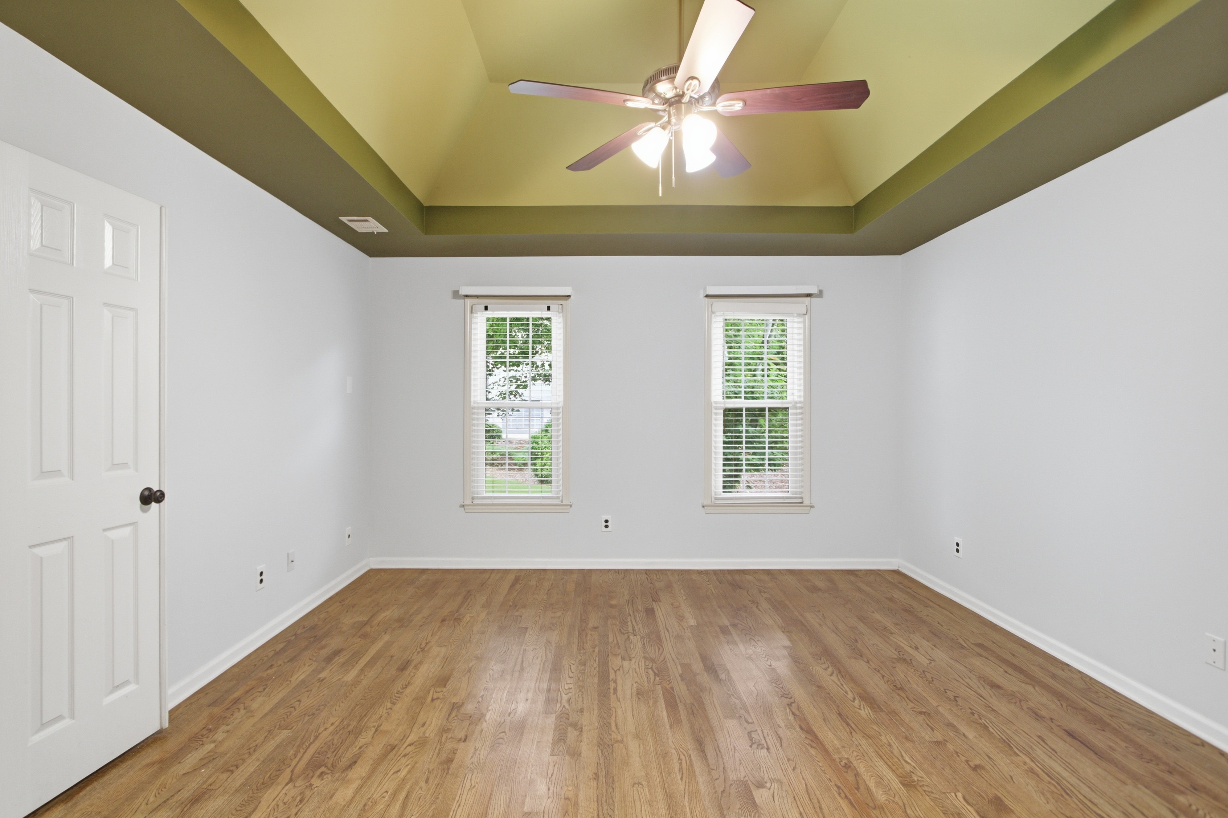 Photo 28 of 47 of 11715 Dunhill Place Dr, Johns Creek, GA