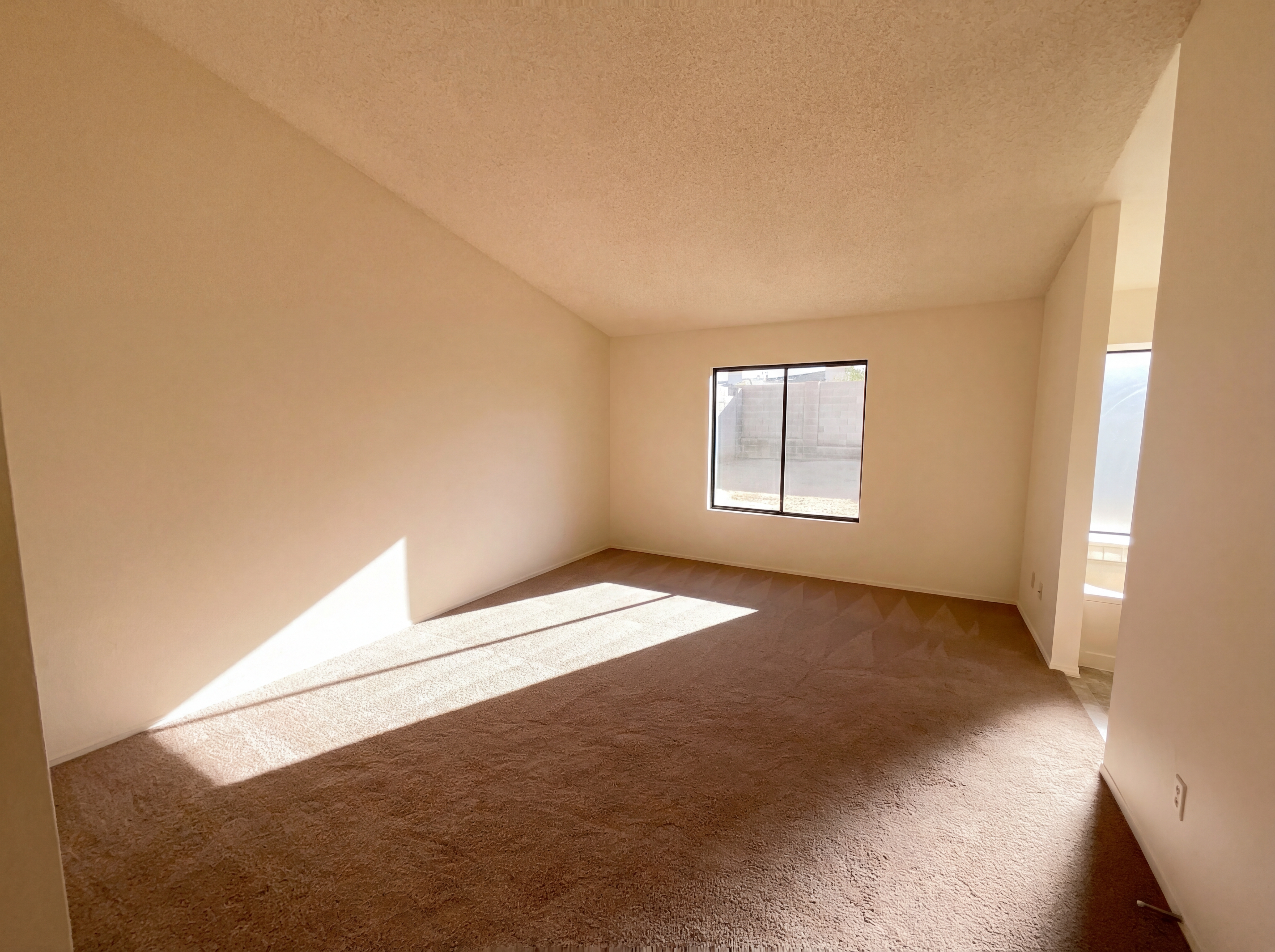 Photo 16 of 20 of 9248 N Eaglestone Loop, Tucson, AZ