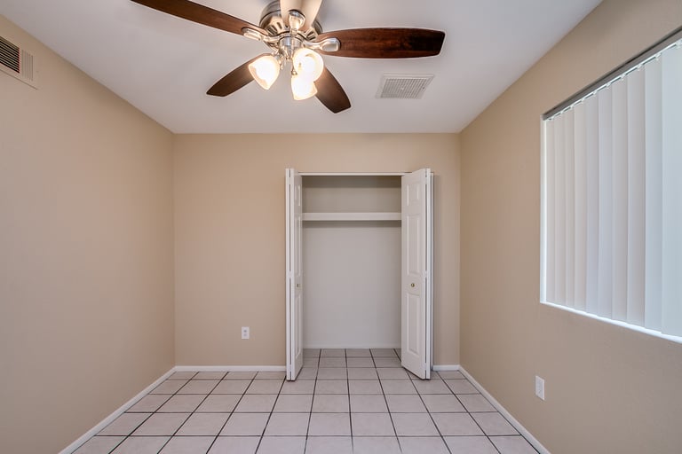 Photo 27 of 36 - 15 E Muriel Dr, Phoenix, AZ 85022