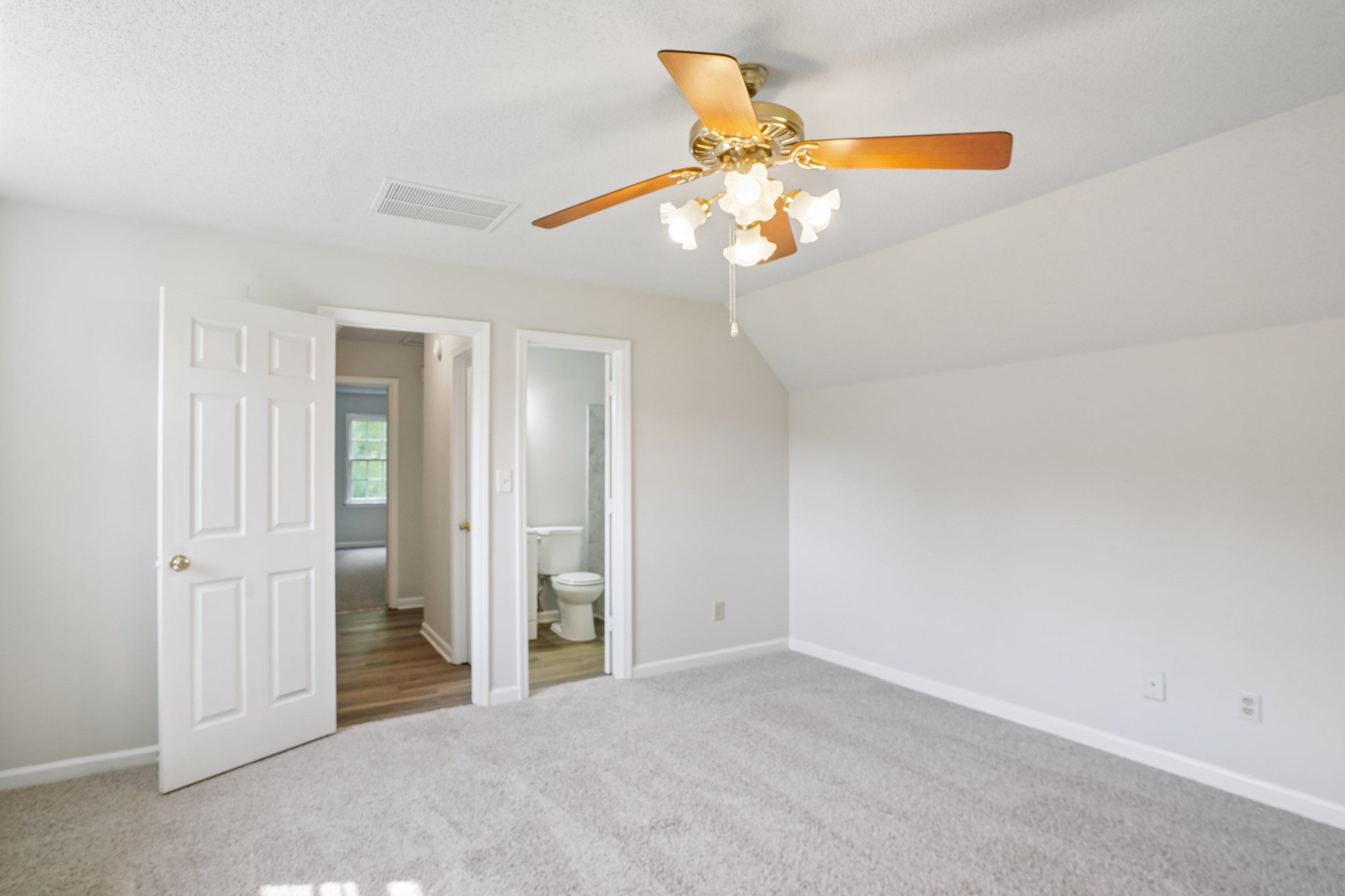 Photo 18 of 40 of 2 Sumer Ln S, Douglasville, GA