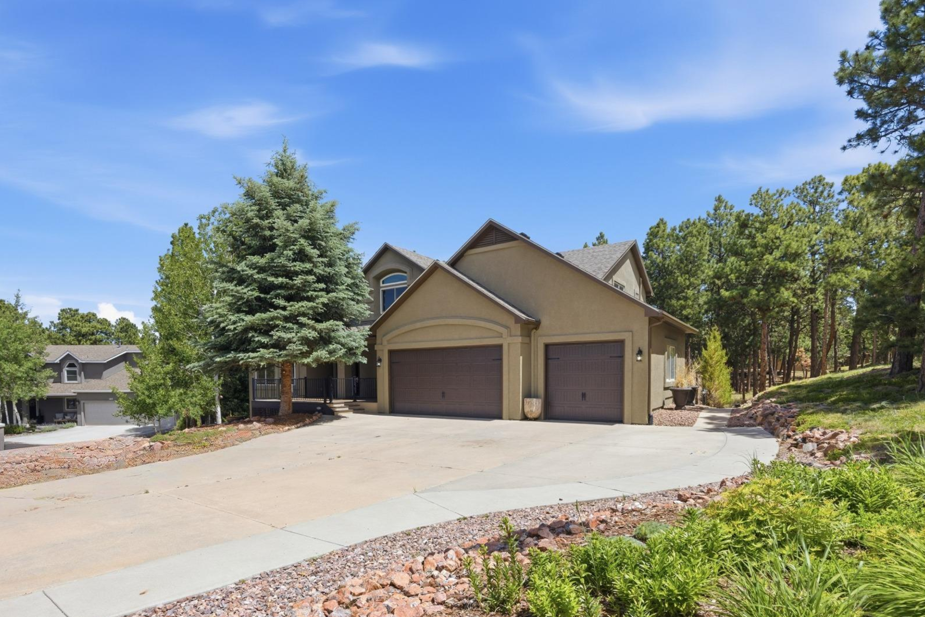Photo 54 of 57 of 164 Metcalf Ln, Monument, CO