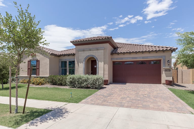 Photo 1 of 24 - 2670 E Sunrise Pl, Chandler, AZ 85286