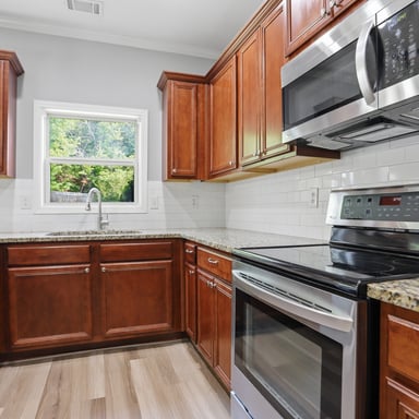 Property photo 2 of 9518 Rushmore Cir