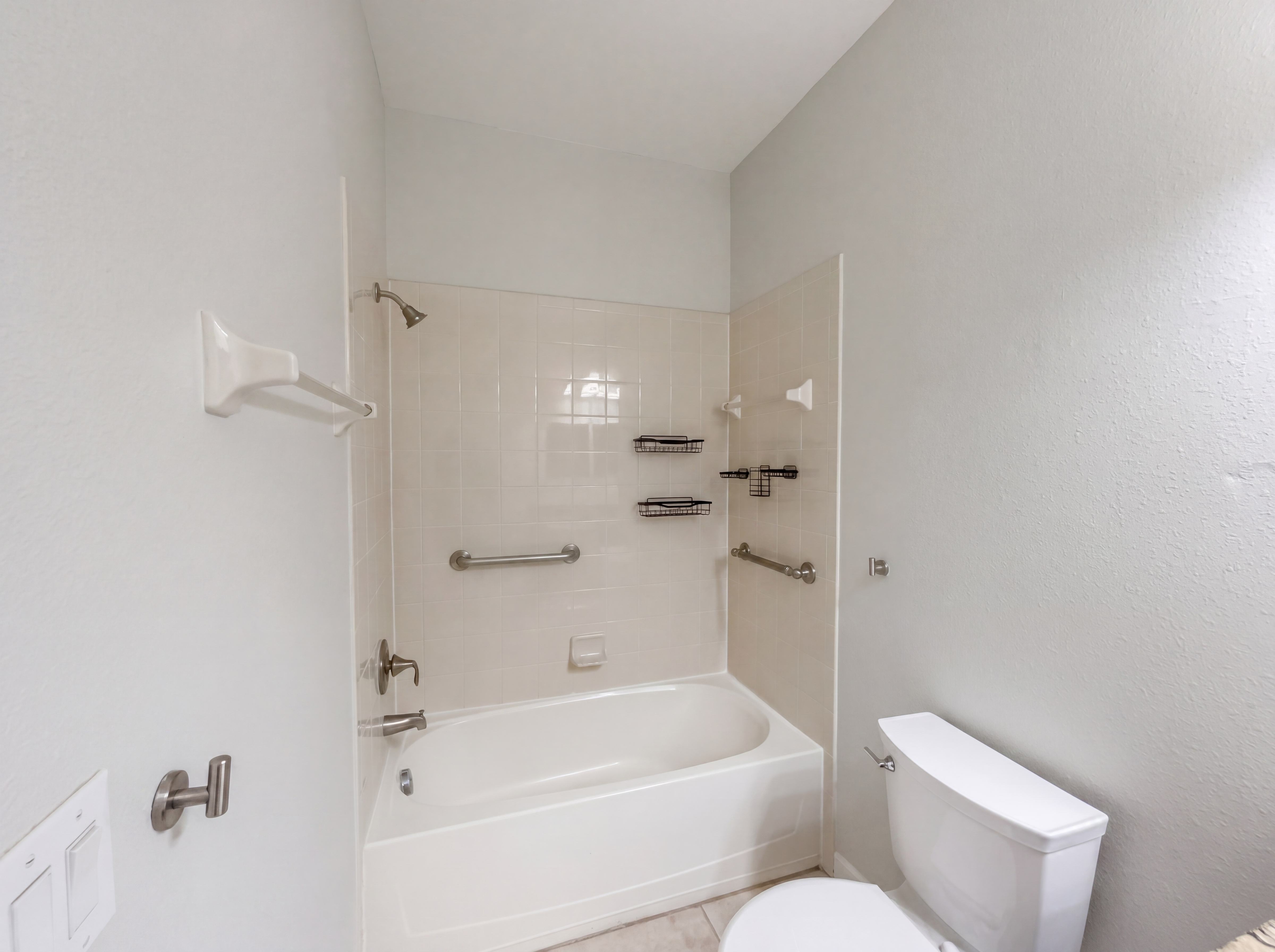 Photo 14 of 34 of 2200 Romanum Dr, Winter Garden, FL