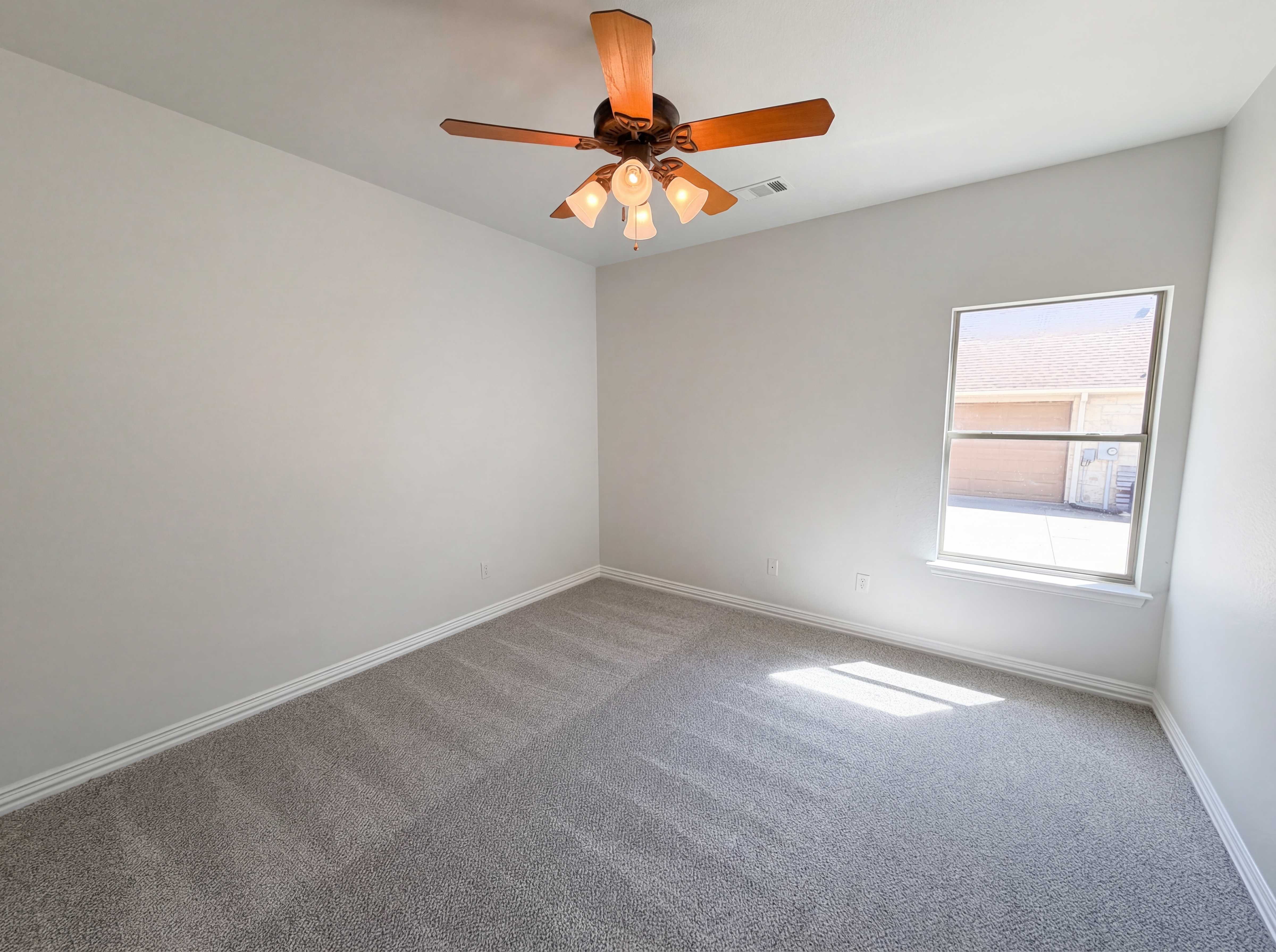 Photo 10 of 19 of 210 Billo Ct, Weatherford, TX