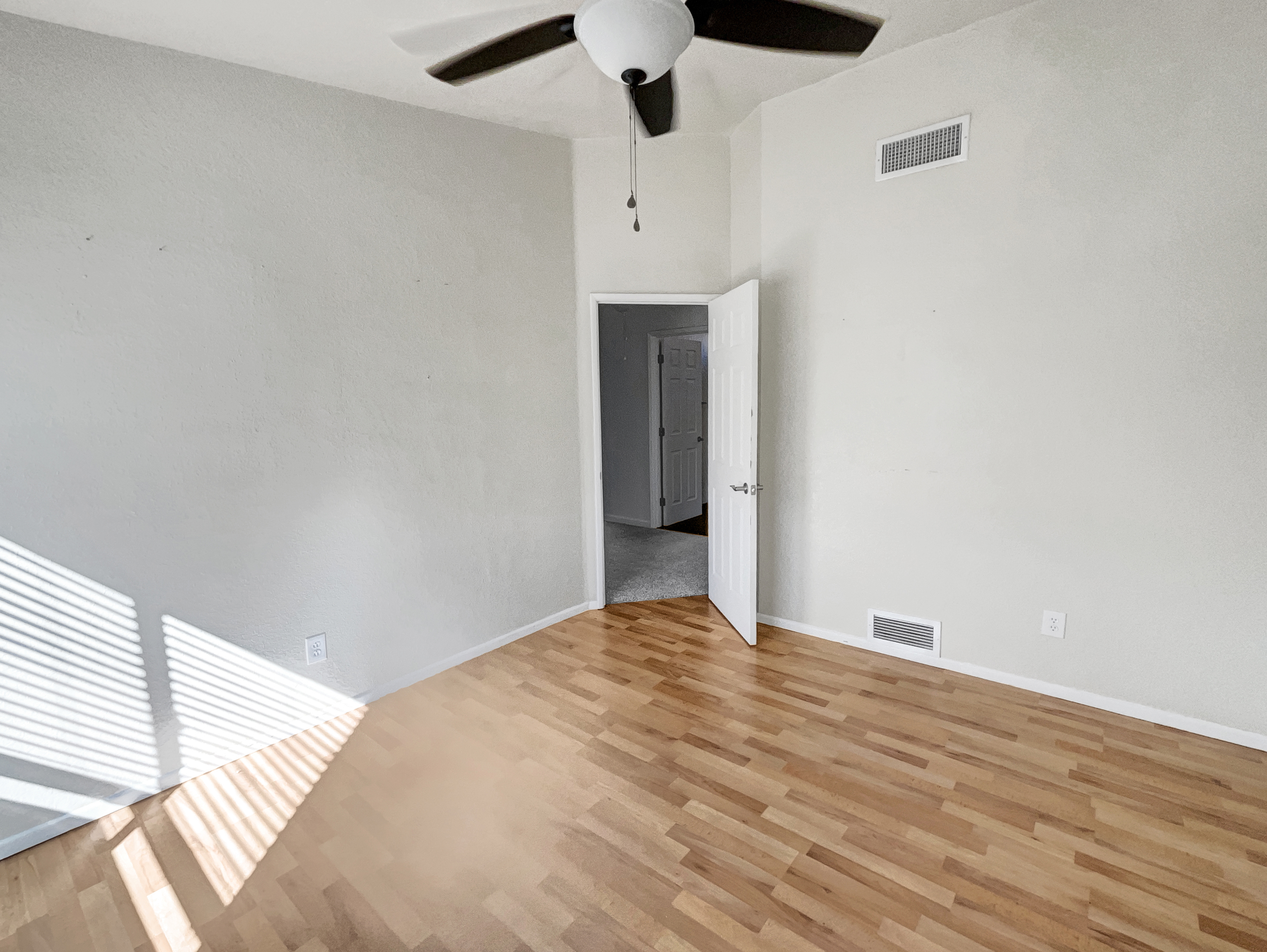 Photo 13 of 21 of 9500 N Albatross Dr, Tucson, AZ