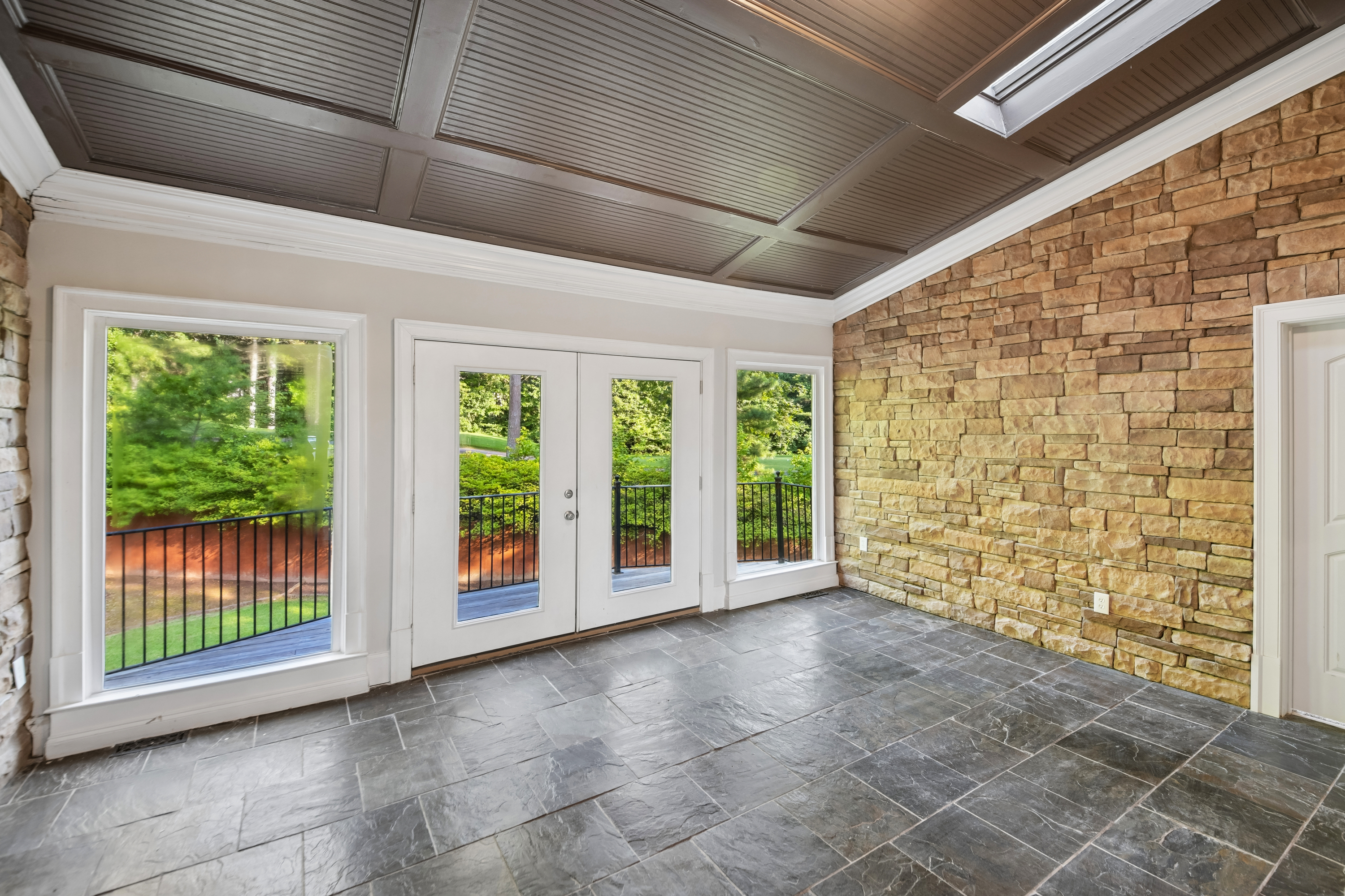 Photo 53 of 63 of 1038 Overlook Dr, Villa Rica, GA