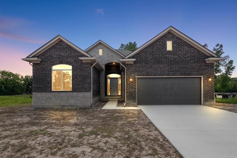 16580 Via Villagio, MI 48042 Opendoor