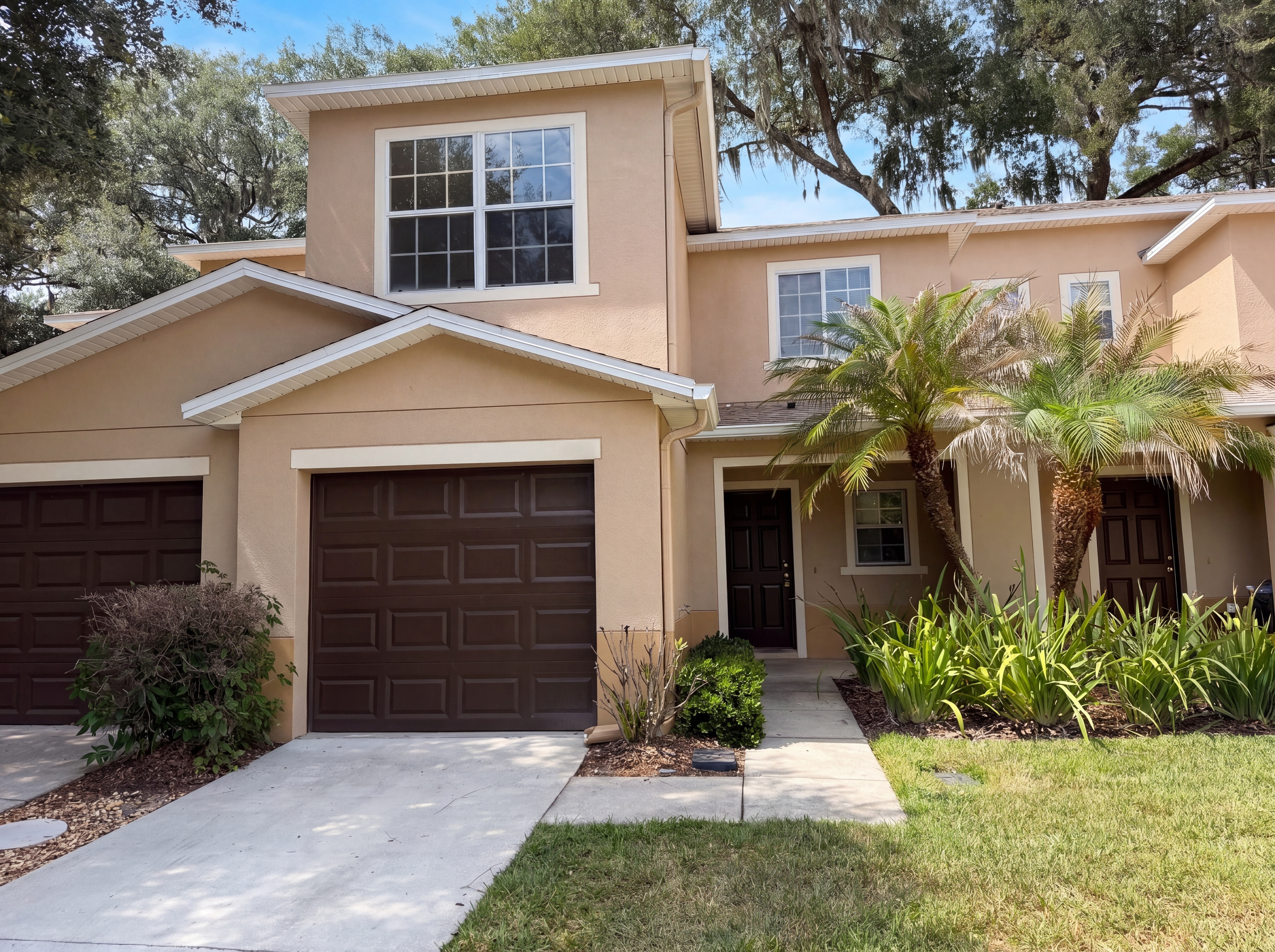Photo 23 of 26 of 2972 Royal Tuscan Ln, Valrico, FL