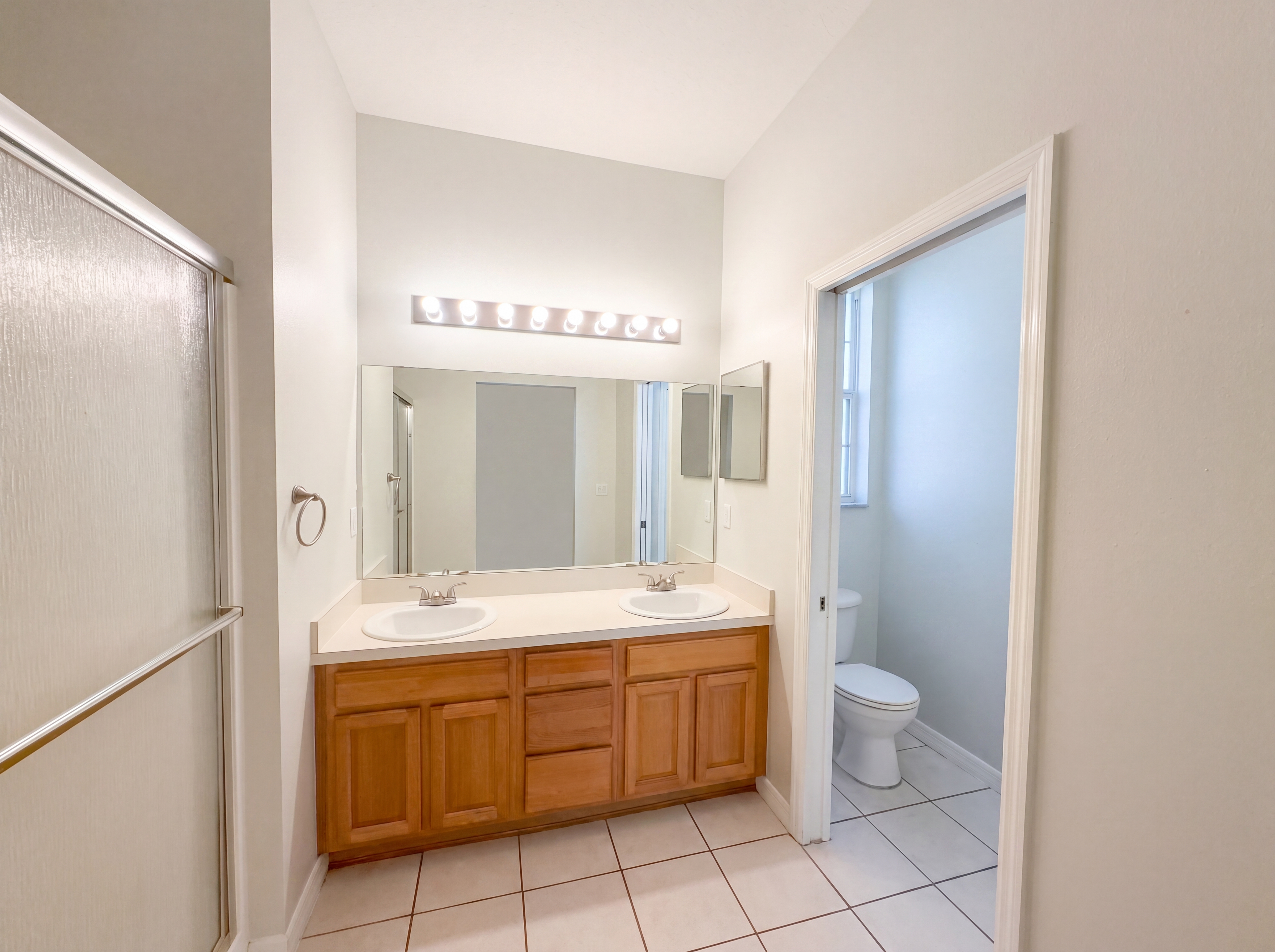 Photo 11 of 22 of 6457 Myrtlewood Dr, Lakeland, FL