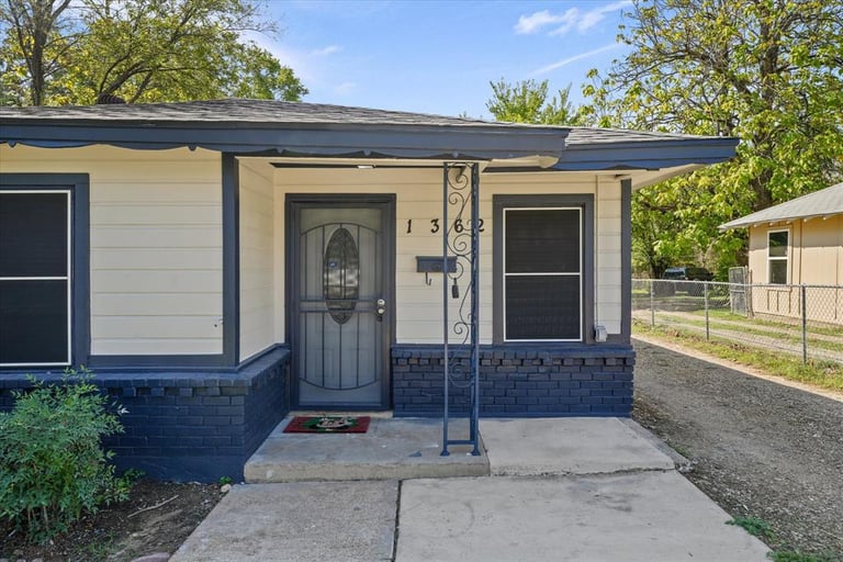 default property photo