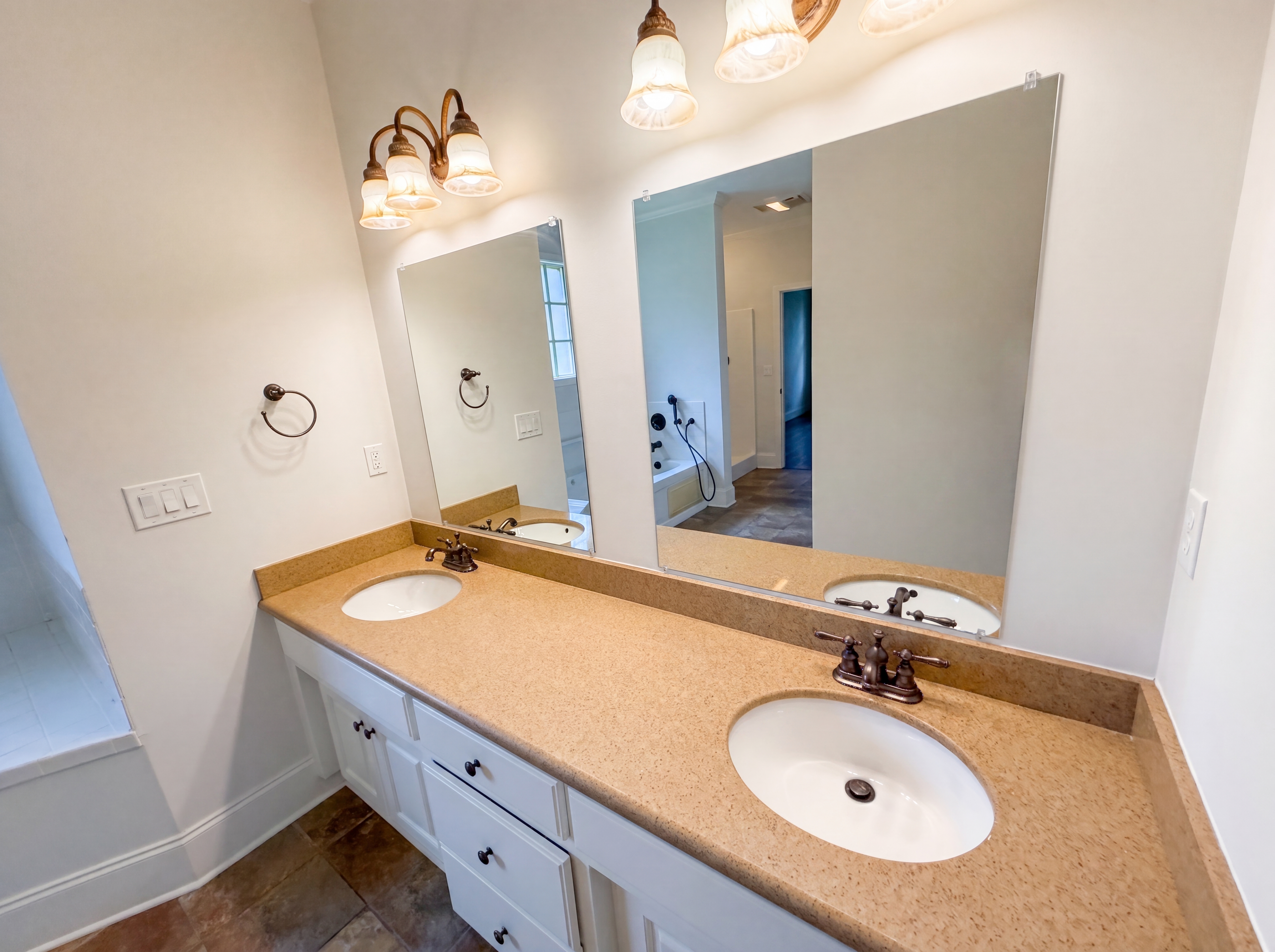 Photo 20 of 28 of 324 S Griffin Mill Ct, Spartanburg, SC