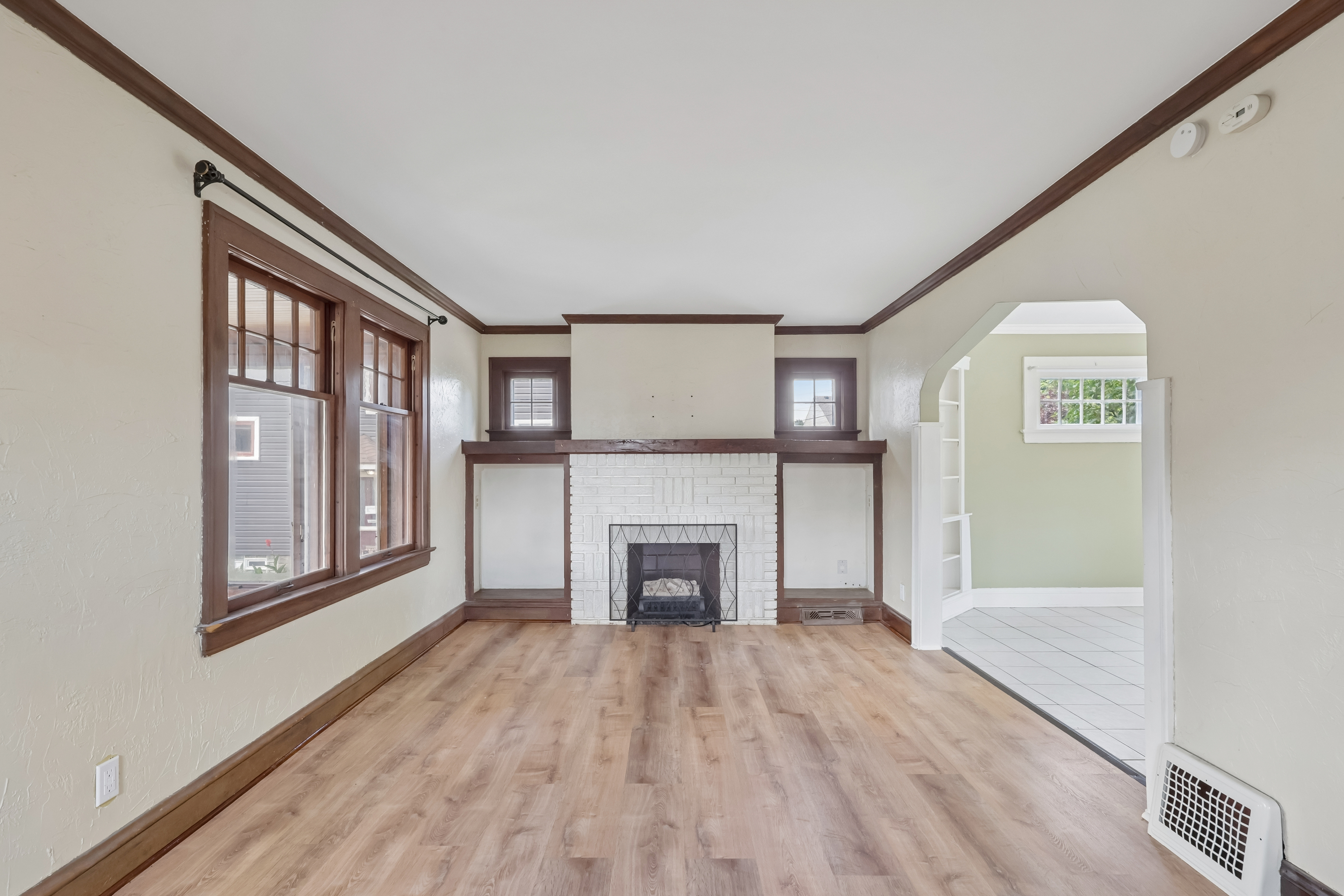 Photo 19 of 46 of 14606 Bartter Ave, Cleveland, OH