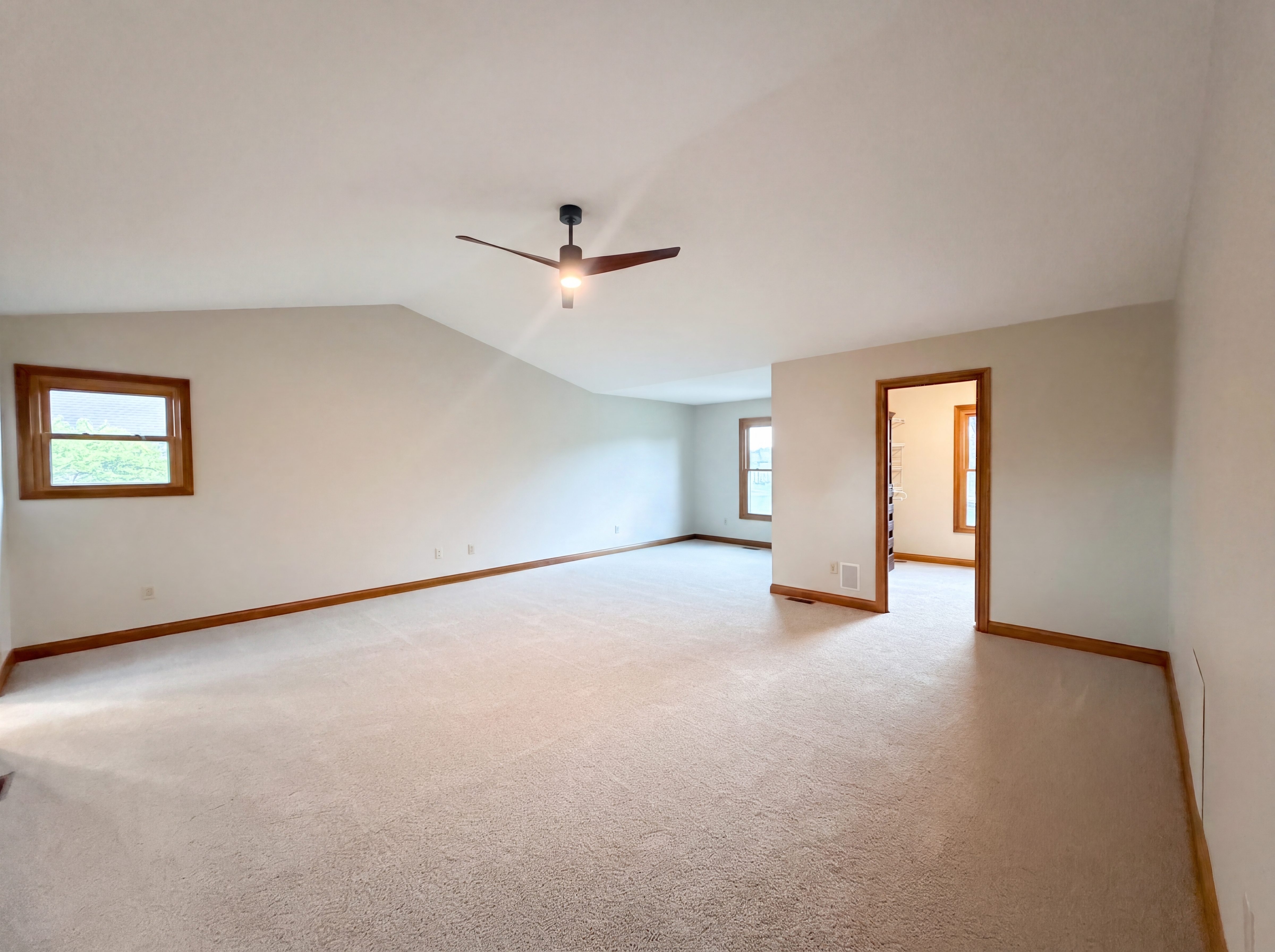 Photo 4 of 40 of 4758 Carriage Dr, Mason, OH