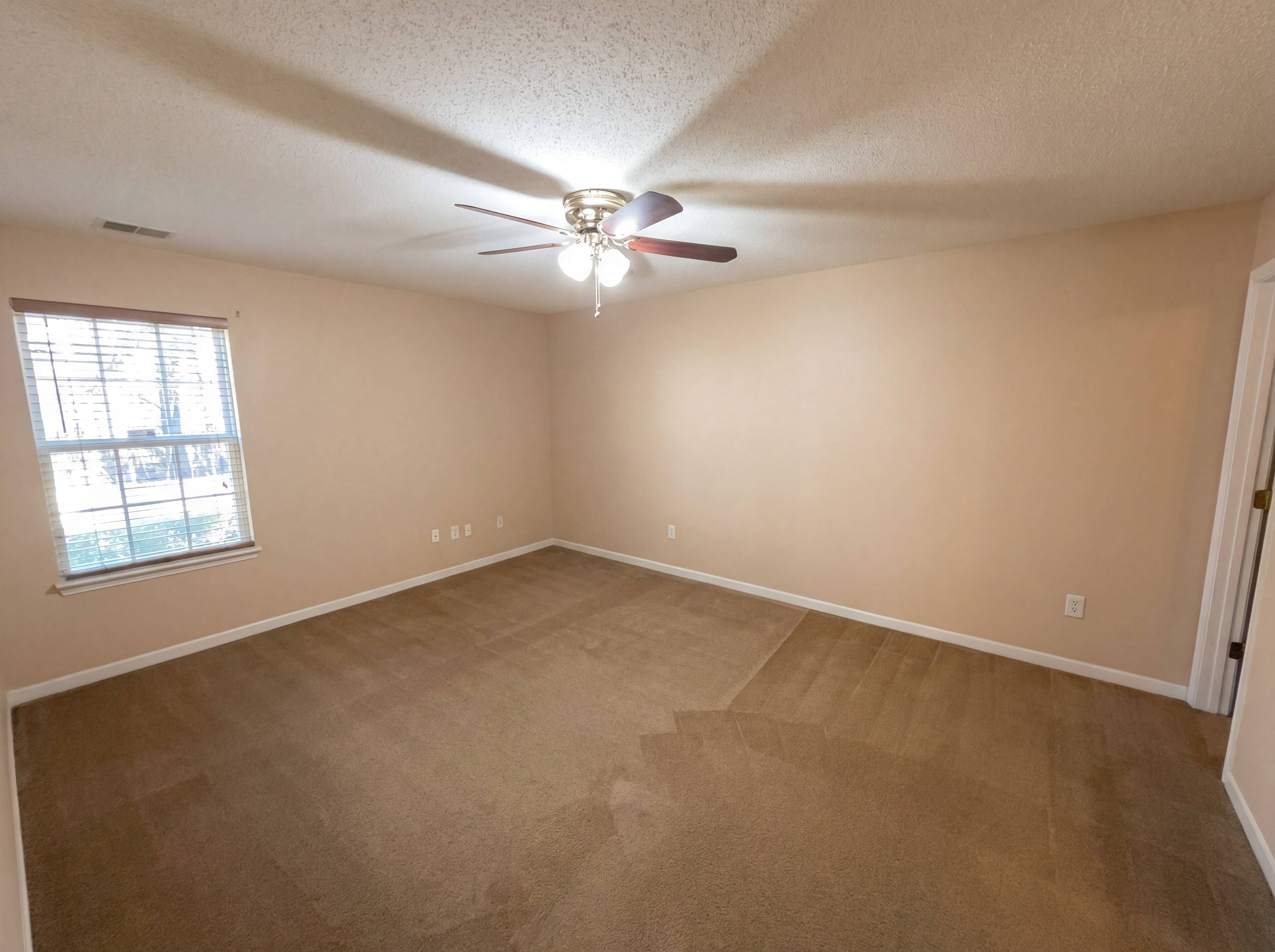 Photo 20 of 24 of 3062 Crest Ridge Cir SW, Marietta, GA